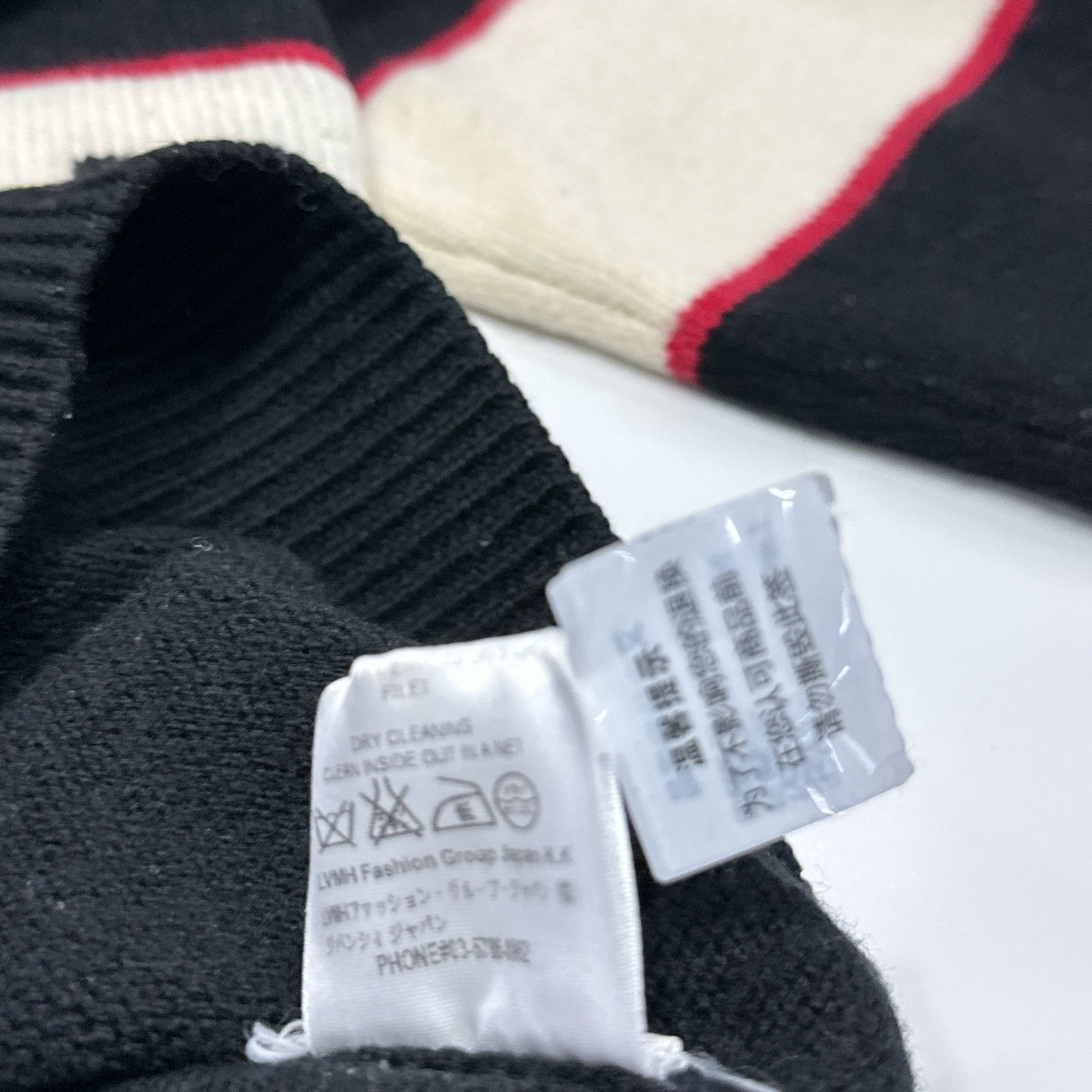 Givenchy Givenchy Logo Wool Sweater Black Size M Size US M / EU 48-50 / 2 - 6 Thumbnail