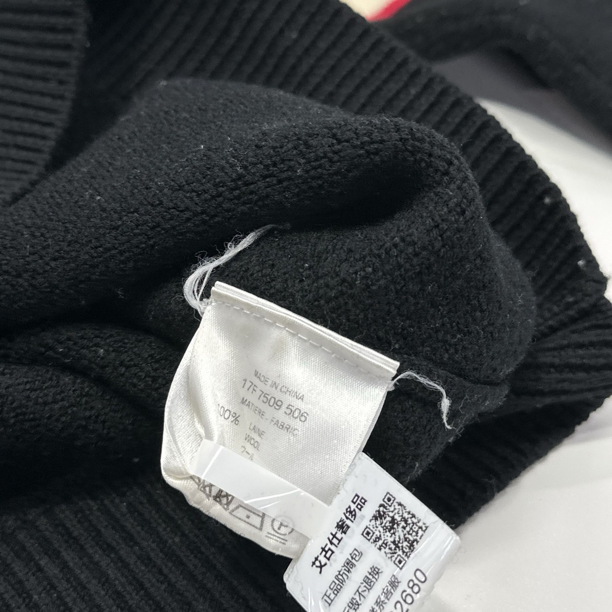 Givenchy Givenchy Logo Wool Sweater Black Size M Size US M / EU 48-50 / 2 - 5 Thumbnail