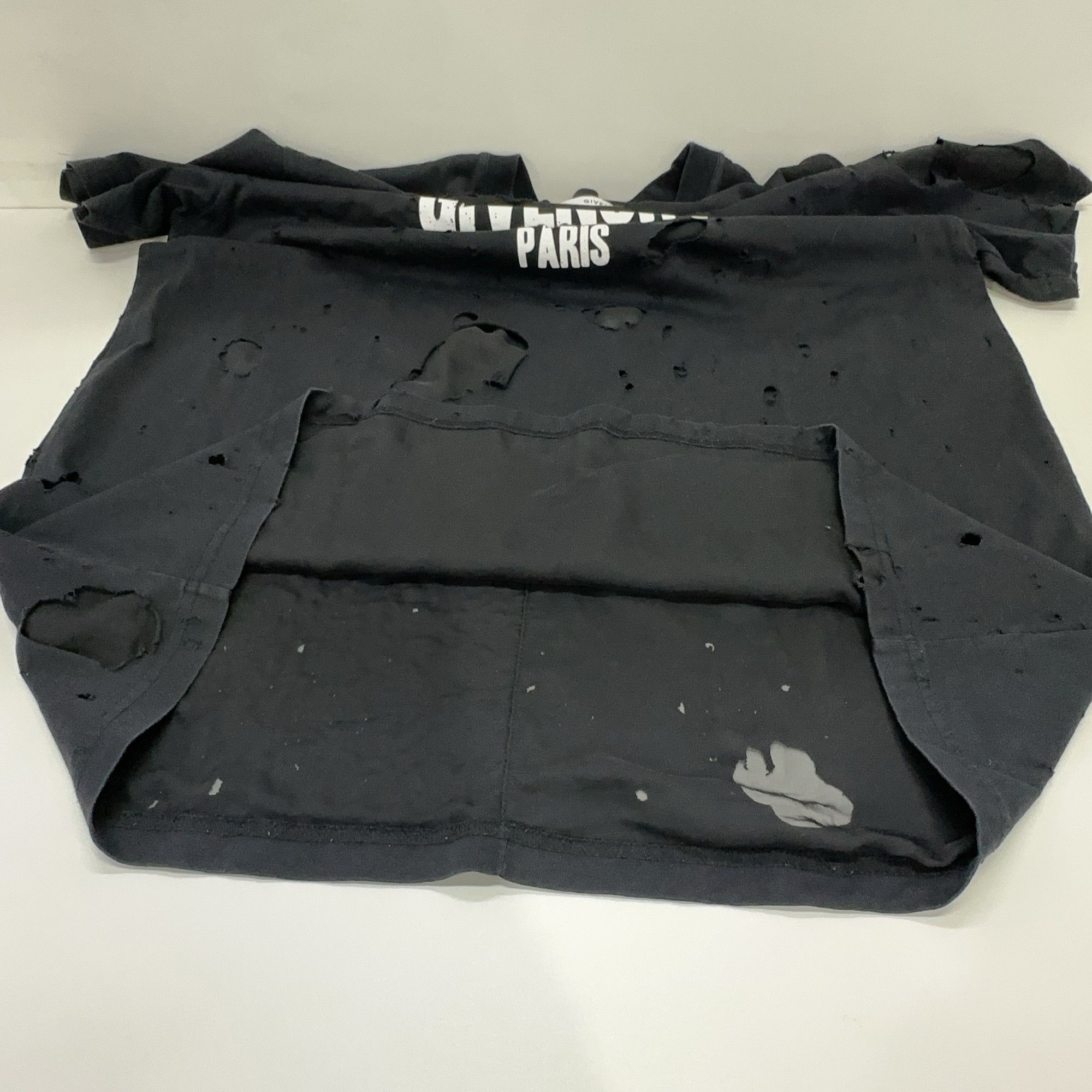 Givenchy Givenchy Distressed Logo T-Shirt XS Size US XS / EU 42 / 0 - 8 Thumbnail