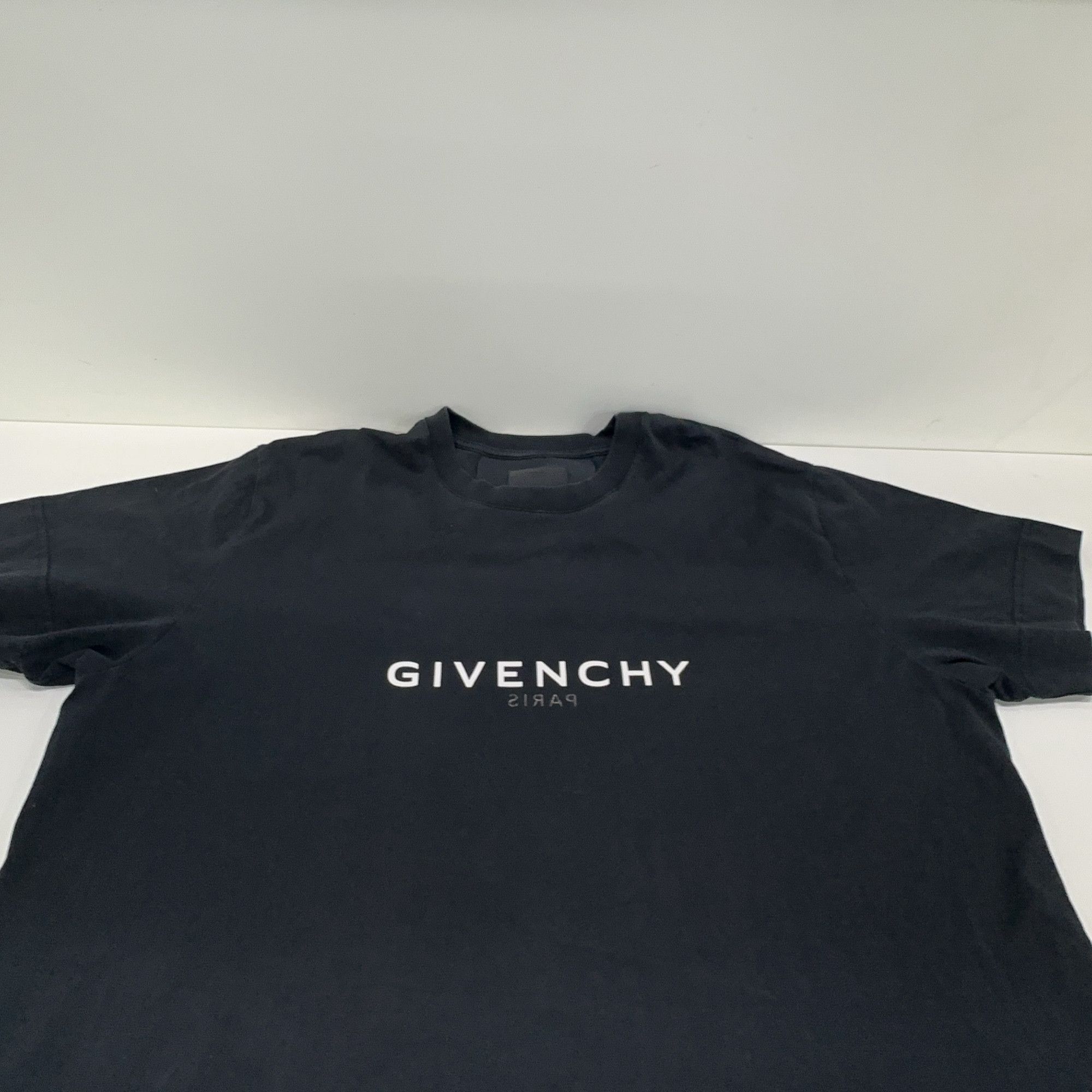 Givenchy Givenchy Logo Print T-Shirt Size XS Size US XS / EU 42 / 0 - 10 Thumbnail