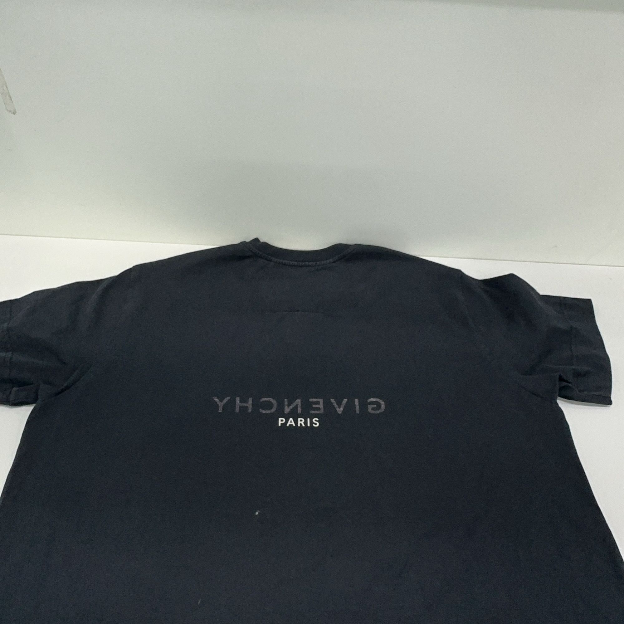 Givenchy Givenchy Logo Print T-Shirt Size XS Size US XS / EU 42 / 0 - 14 Thumbnail