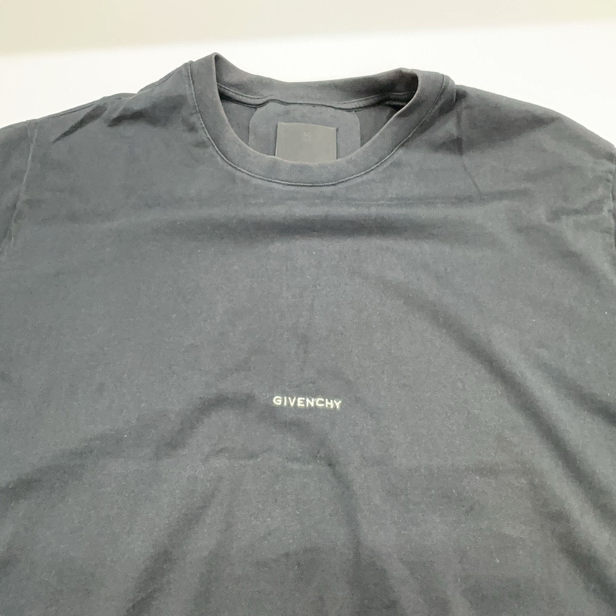 Givenchy Givenchy Logo Graphic T-Shirt Size S Size US S / EU 44-46 / 1 - 6 Thumbnail