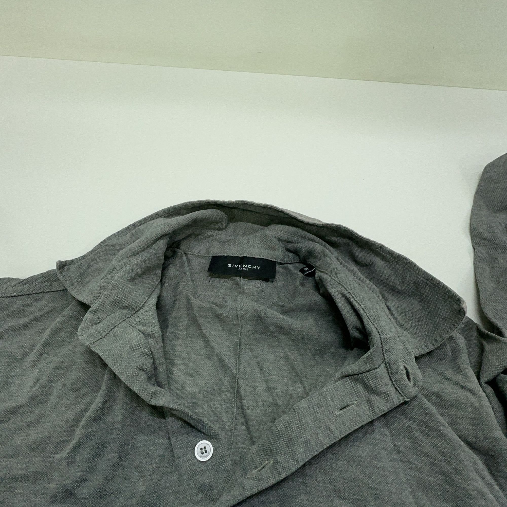 Givenchy Givenchy Star Detail Long Sleeve Polo XS Size US XS / EU 42 / 0 - 5 Thumbnail