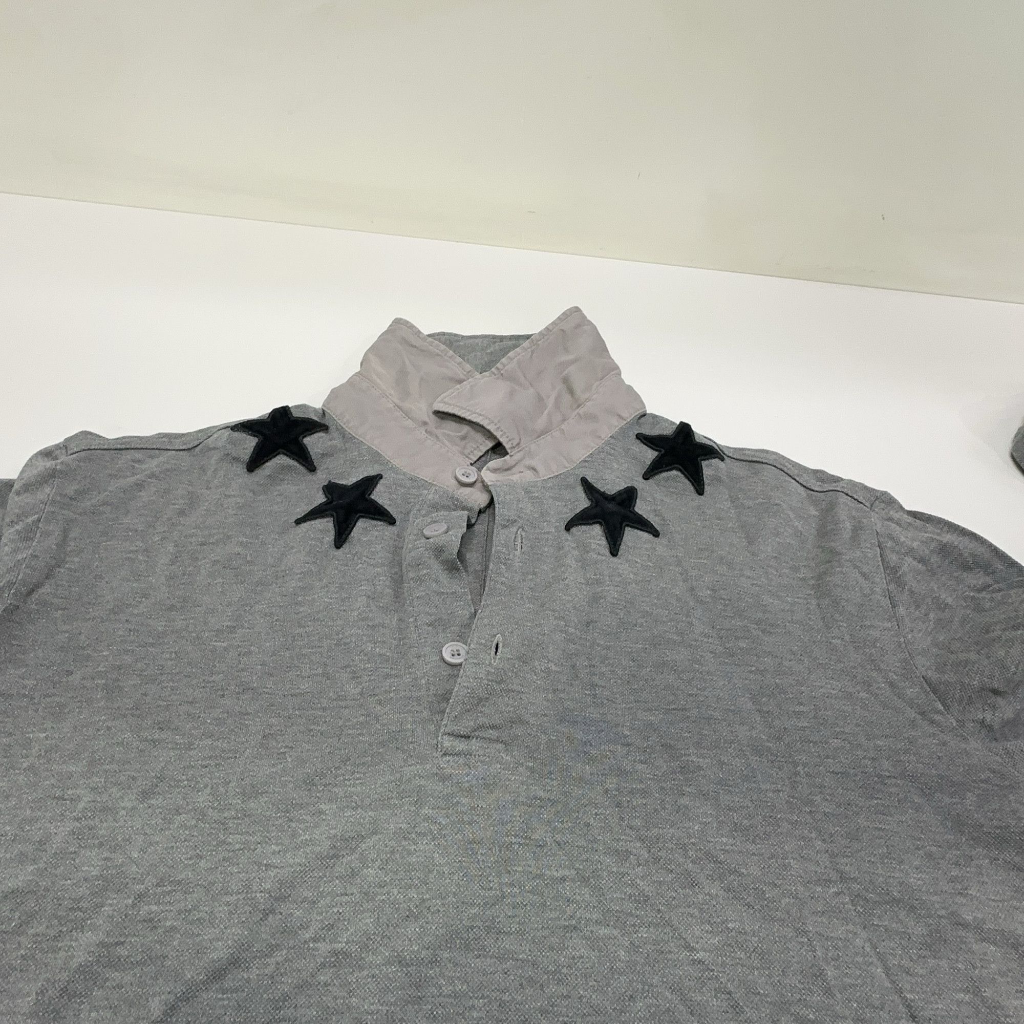 Givenchy Givenchy Star Detail Long Sleeve Polo XS Size US XS / EU 42 / 0 - 6 Thumbnail