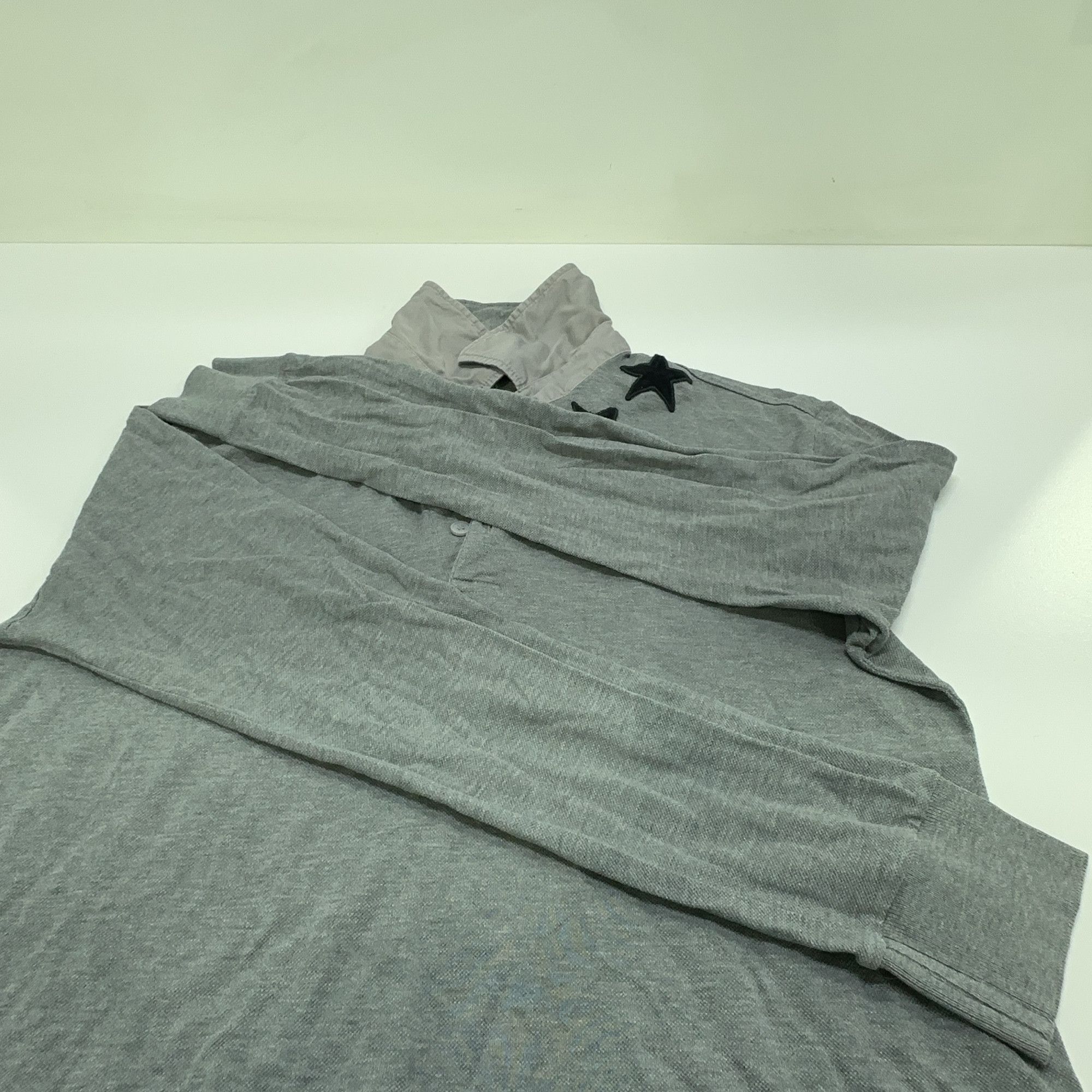 Givenchy Givenchy Star Detail Long Sleeve Polo XS Size US XS / EU 42 / 0 - 9 Thumbnail