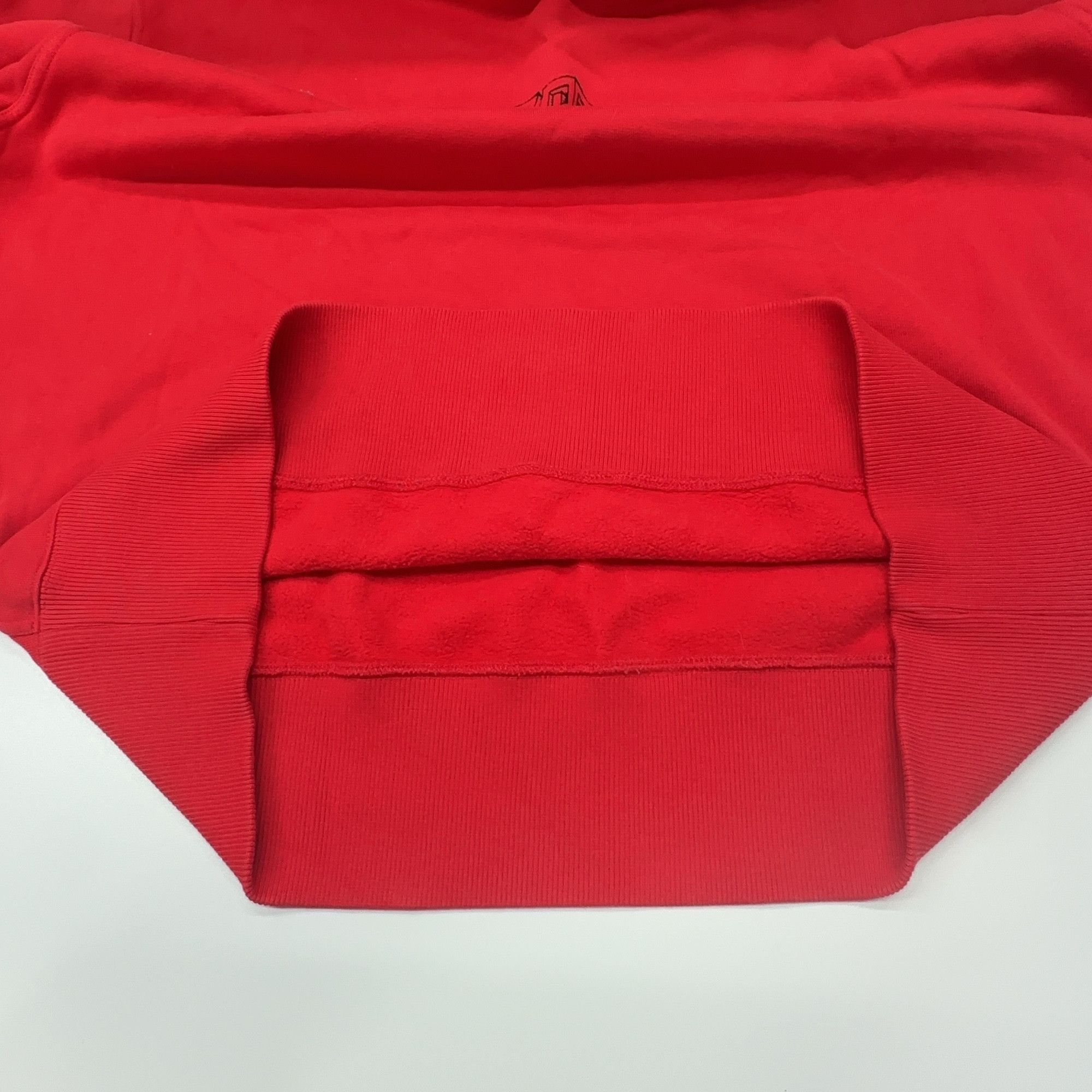 Givenchy Givenchy Been Thru Hell Graphic Sweatshirt Size M Size US M / EU 48-50 / 2 - 6 Thumbnail