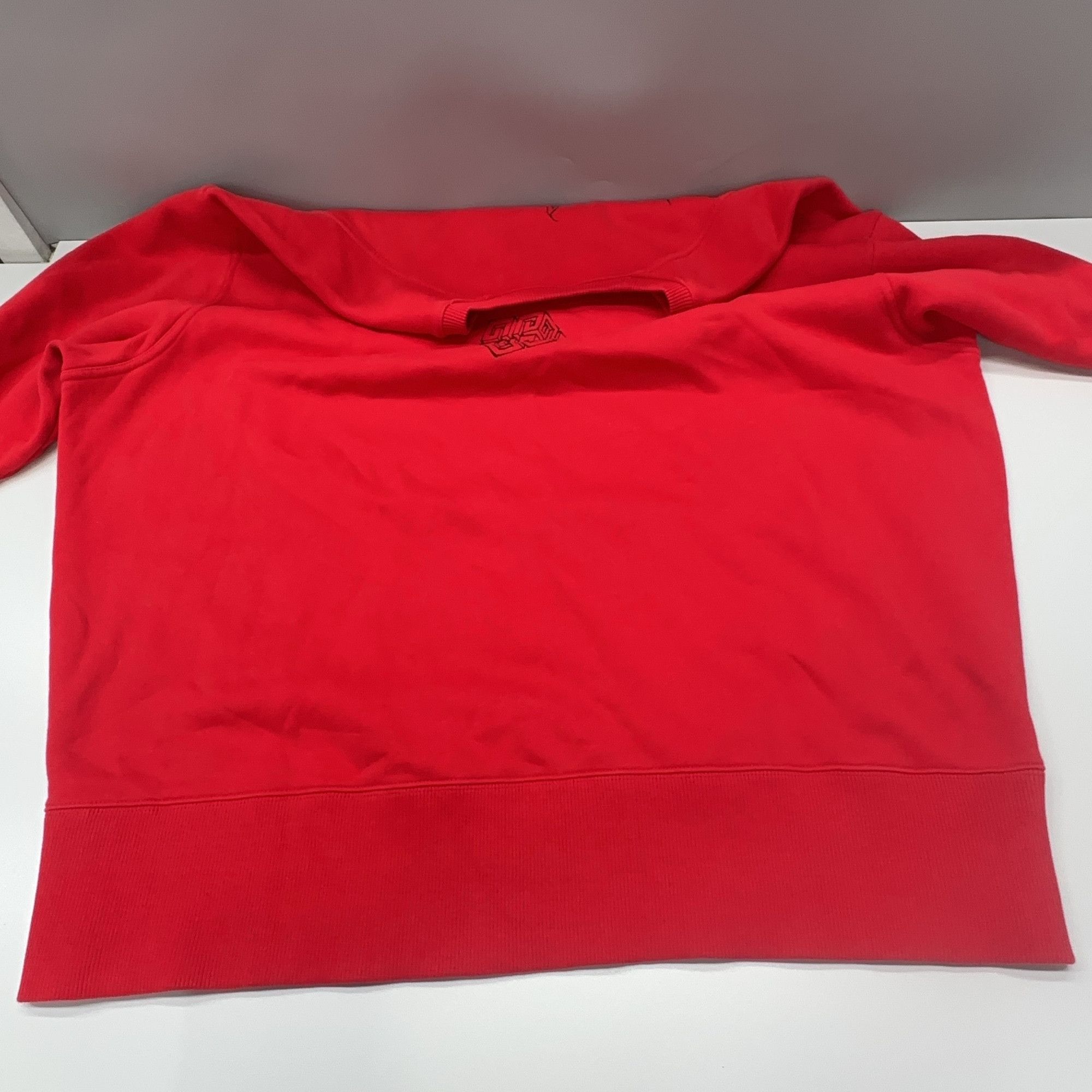 Givenchy Givenchy Been Thru Hell Graphic Sweatshirt Size M Size US M / EU 48-50 / 2 - 13 Thumbnail