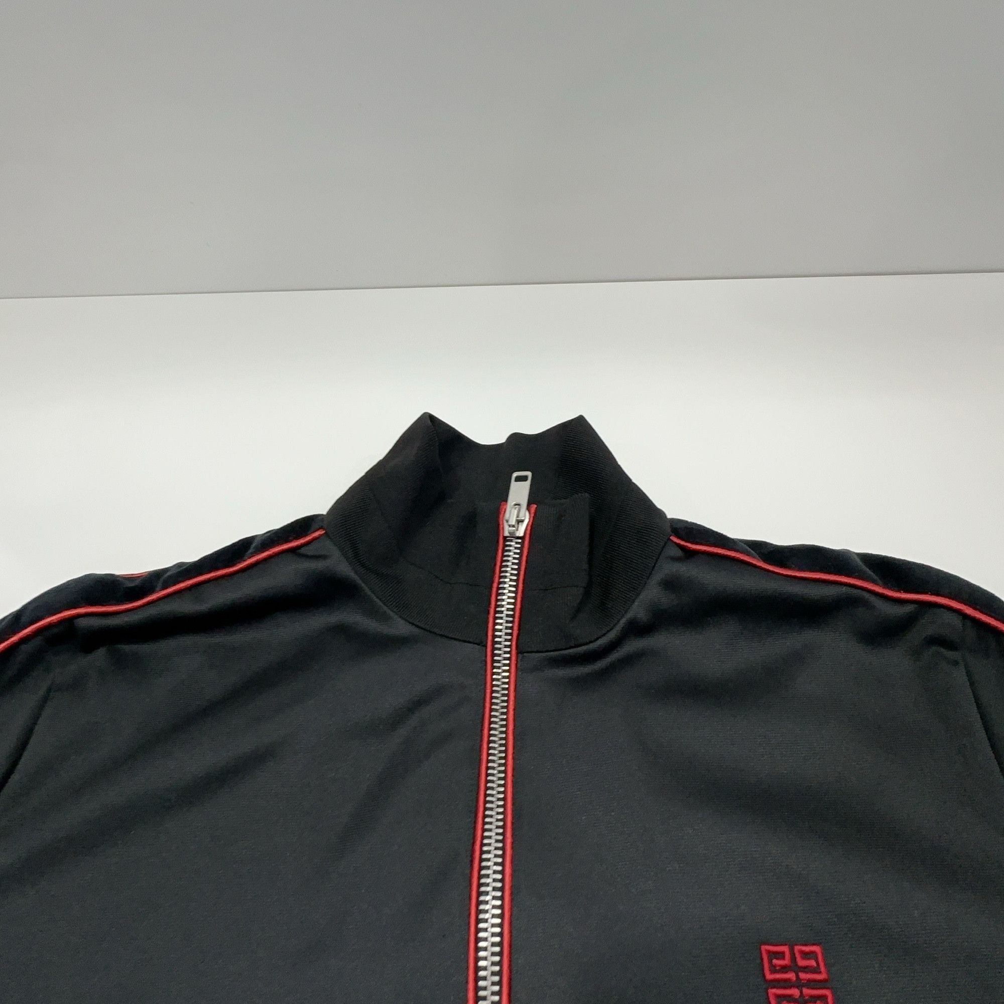 Givenchy Givenchy Red Logo Track Jacket Size XL Size US XL / EU 56 / 4 - 5 Thumbnail