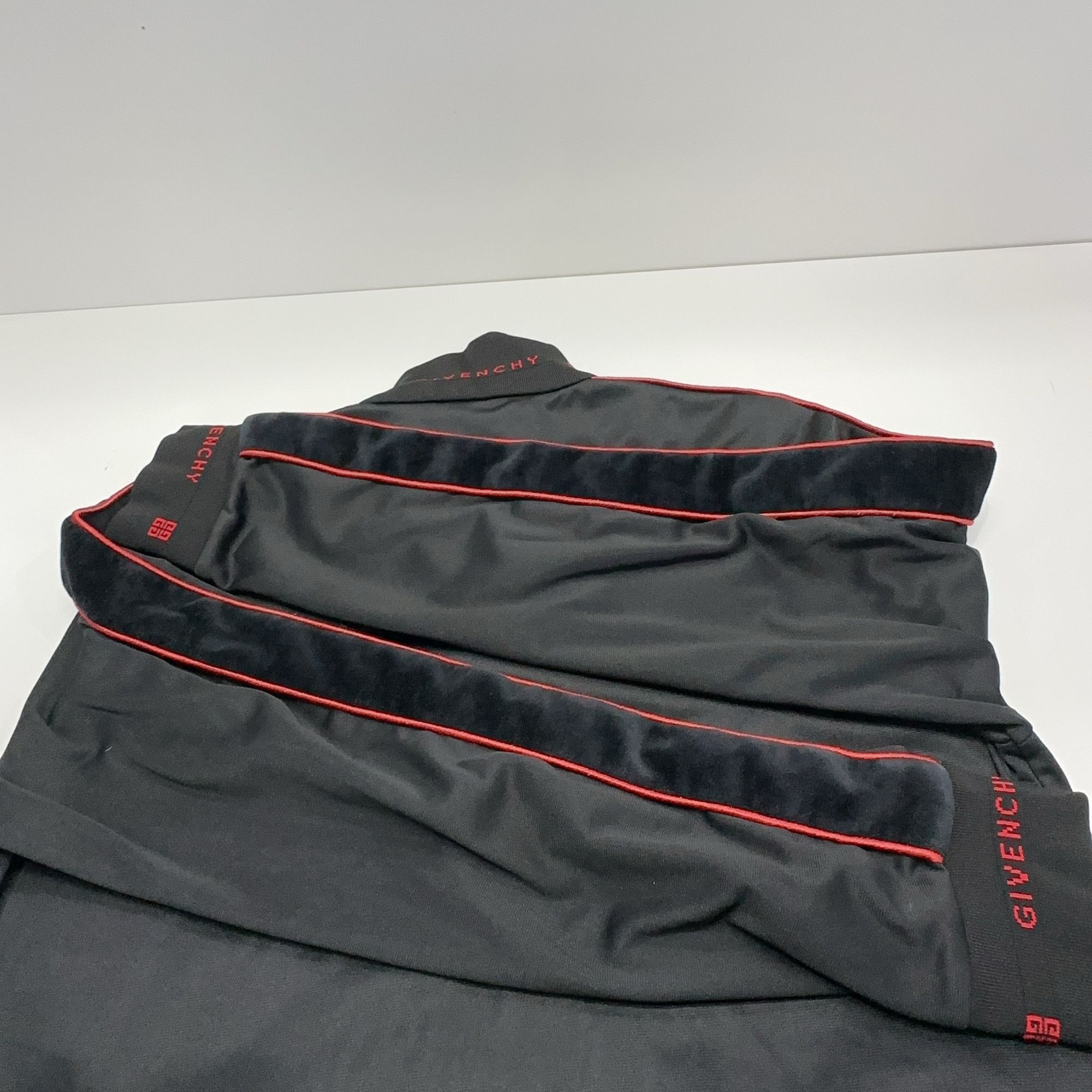 Givenchy Givenchy Red Logo Track Jacket Size XL Size US XL / EU 56 / 4 - 9 Thumbnail