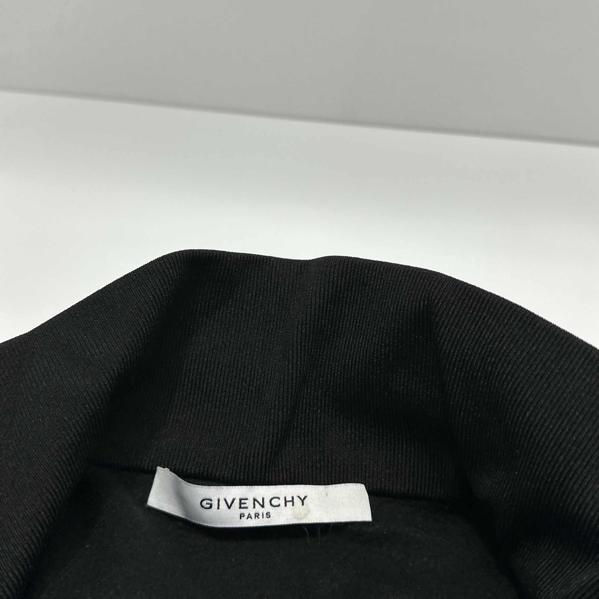 Givenchy Givenchy Red Logo Track Jacket Size XL Size US XL / EU 56 / 4 - 3 Thumbnail