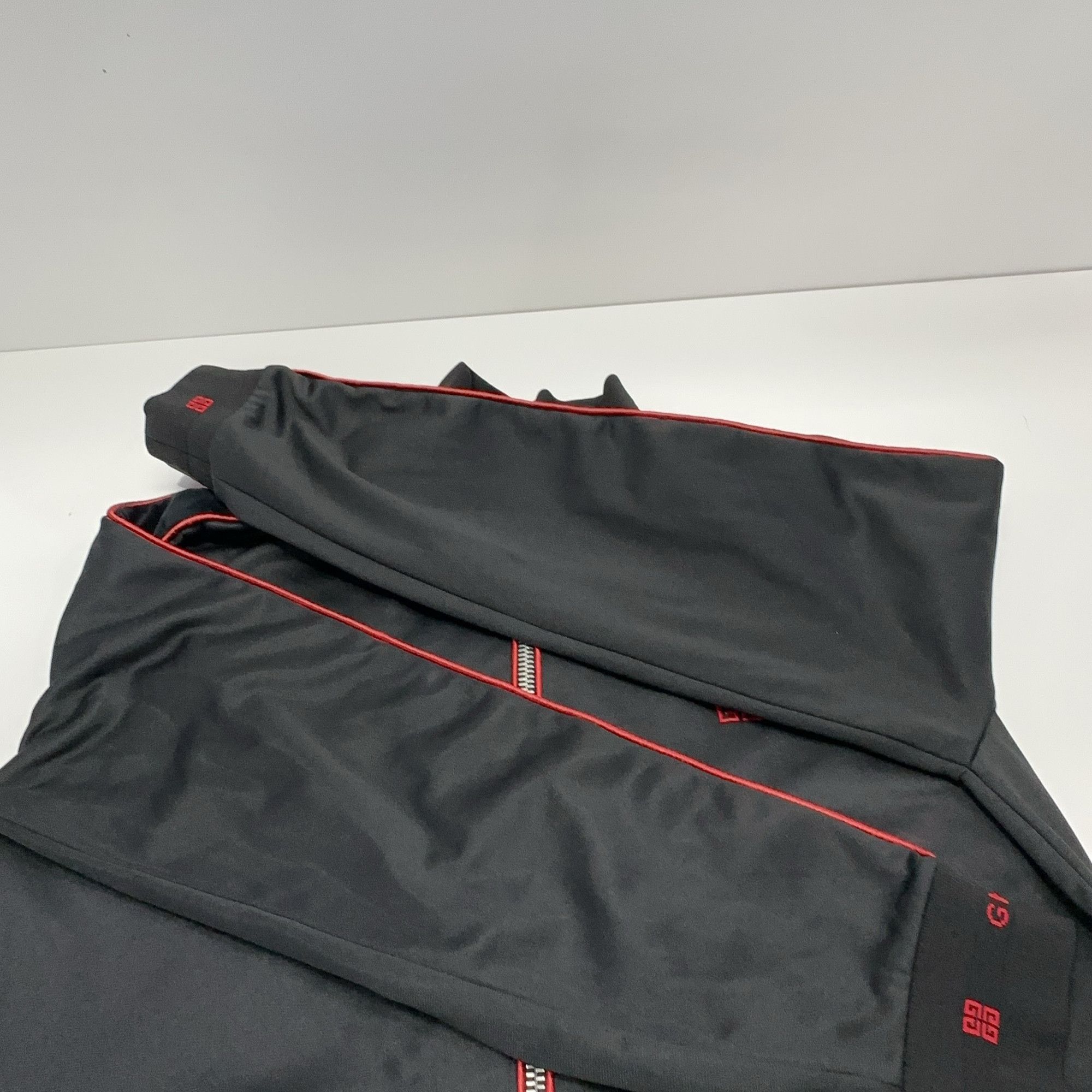 Givenchy Givenchy Red Logo Track Jacket Size XL Size US XL / EU 56 / 4 - 8 Thumbnail