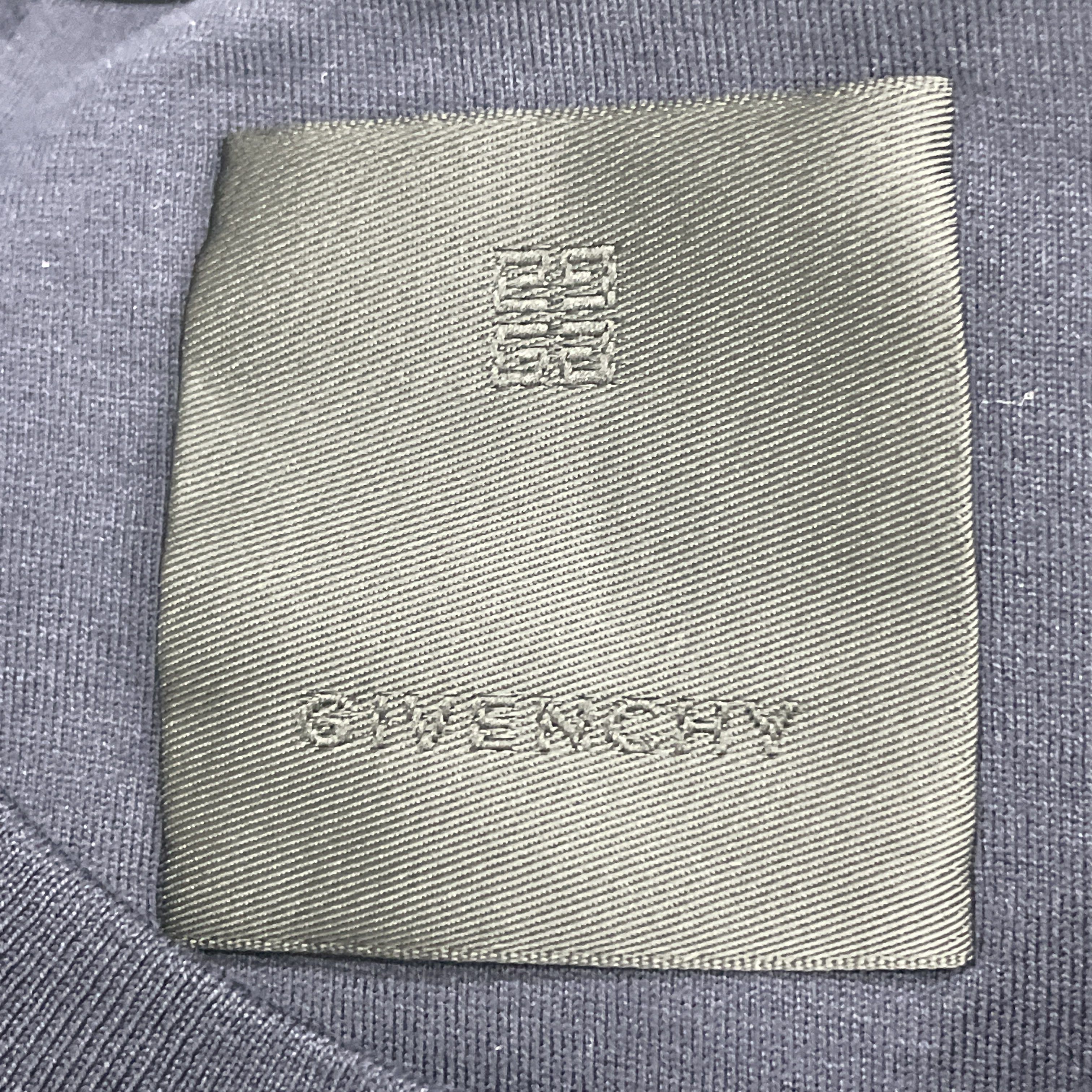 Givenchy Givenchy Logo T-Shirt Size L Size US L / EU 52-54 / 3 - 3 Thumbnail