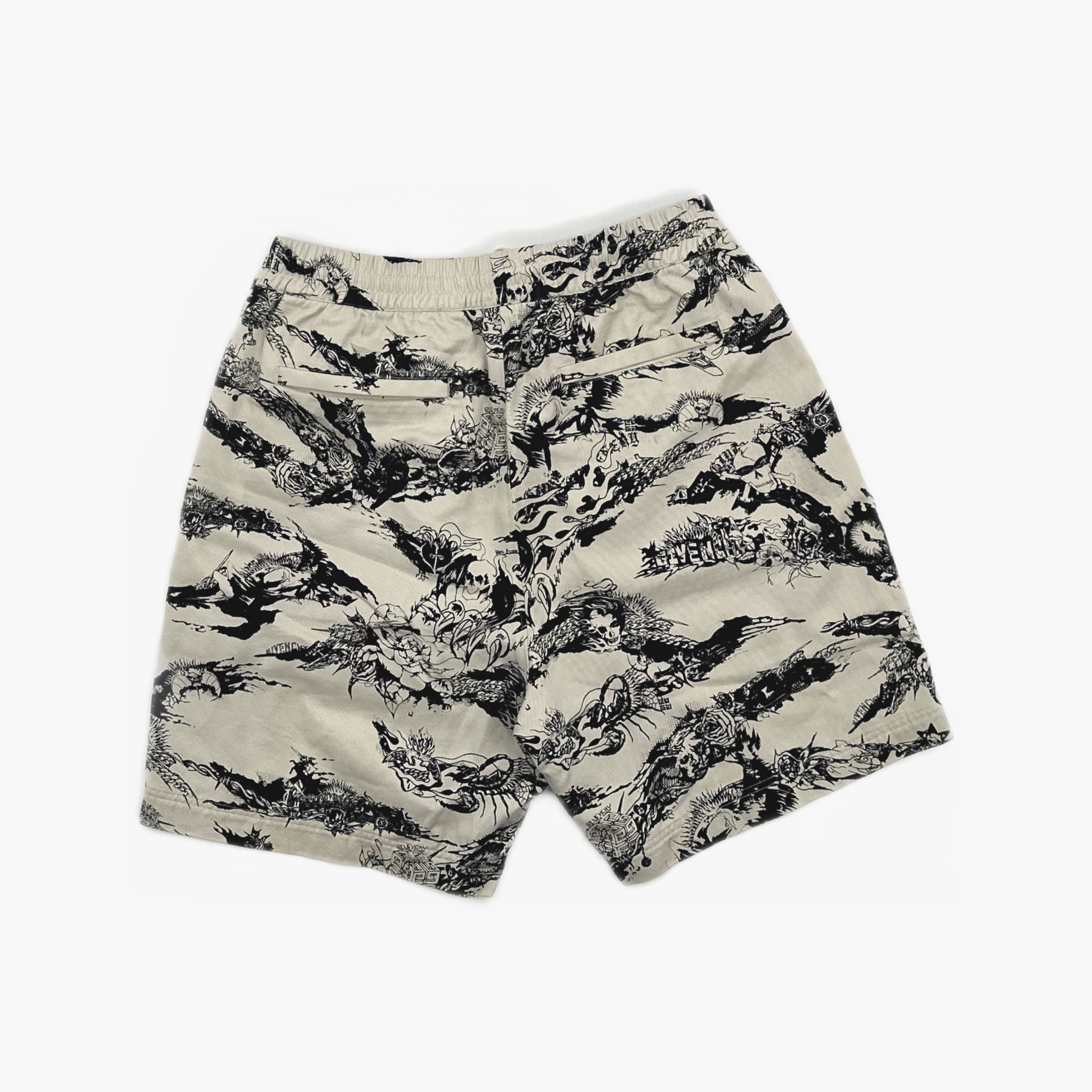 Givenchy Givenchy Gothic Print Shorts Size 32 Size US 32 / EU 48 - 2 Thumbnail