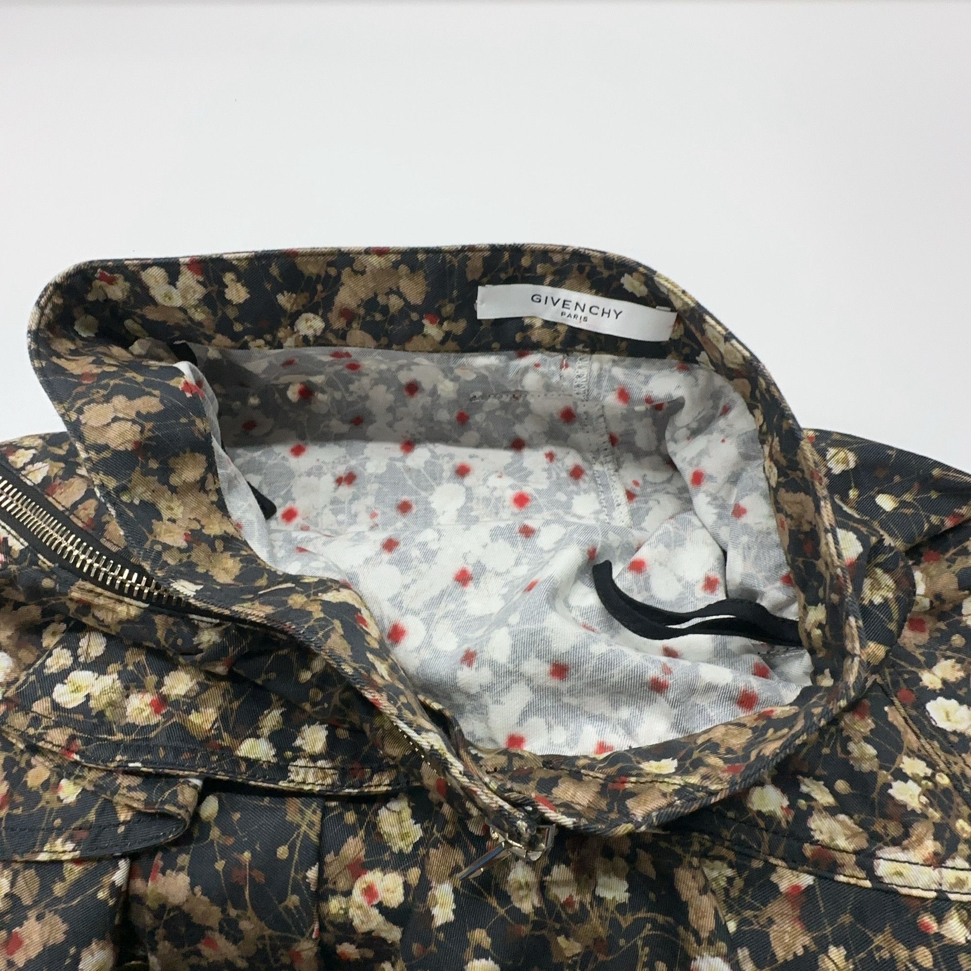 Givenchy Givenchy Floral Mini Skirt IT 38 Size 26" / US 2 / IT 38 - 6 Thumbnail