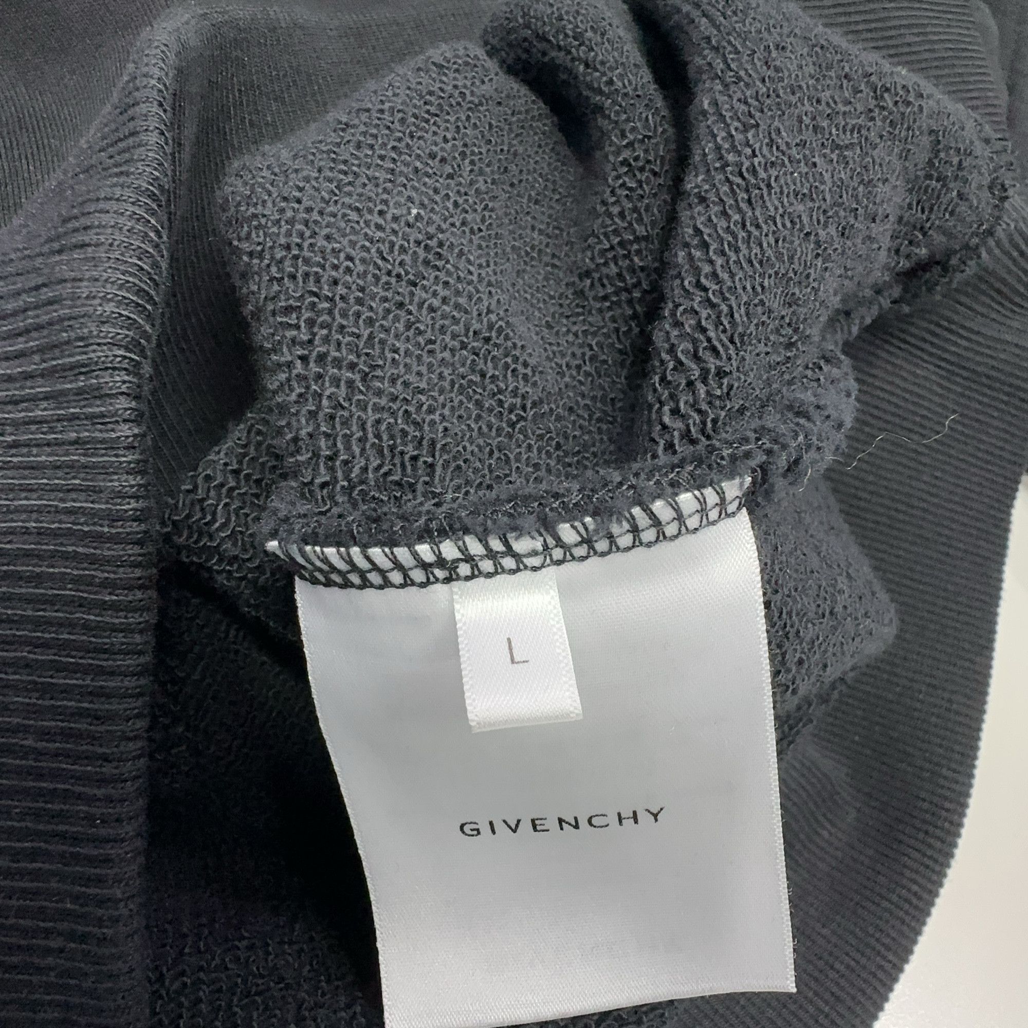 Givenchy Givenchy Logo Sweatshirt Size L Size US L / EU 52-54 / 3 - 12 Thumbnail