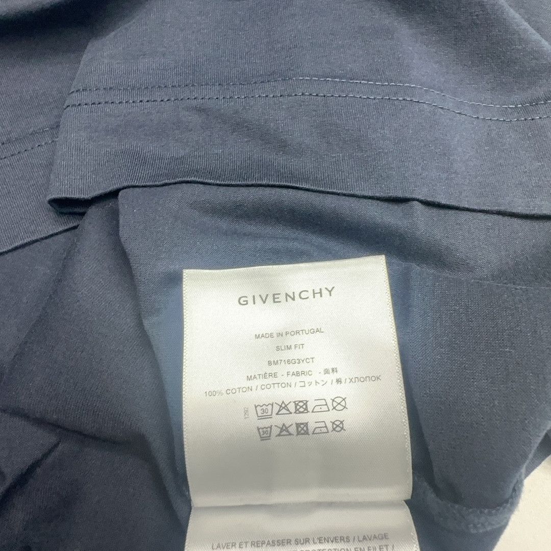 Givenchy Givenchy Logo Graphic T-Shirt Size XXL Size US XXL / EU 58 / 5 - 6 Thumbnail