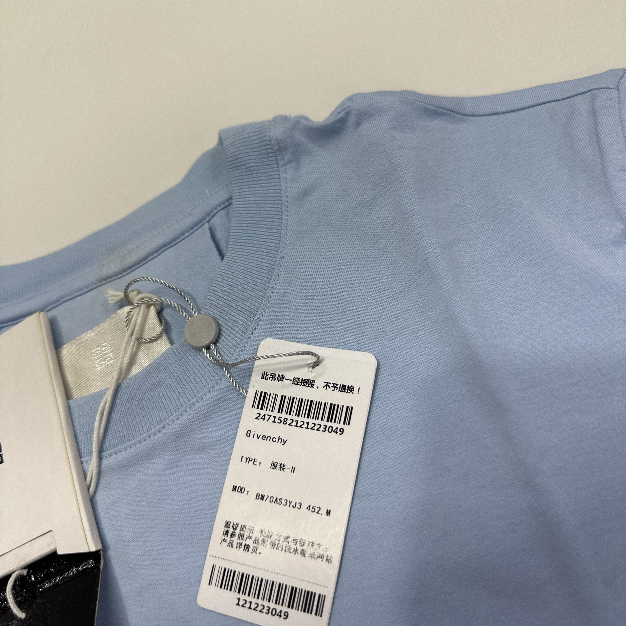 Givenchy Givenchy Graphic Logo T-Shirt Size M Size US M / EU 48-50 / 2 - 3 Thumbnail