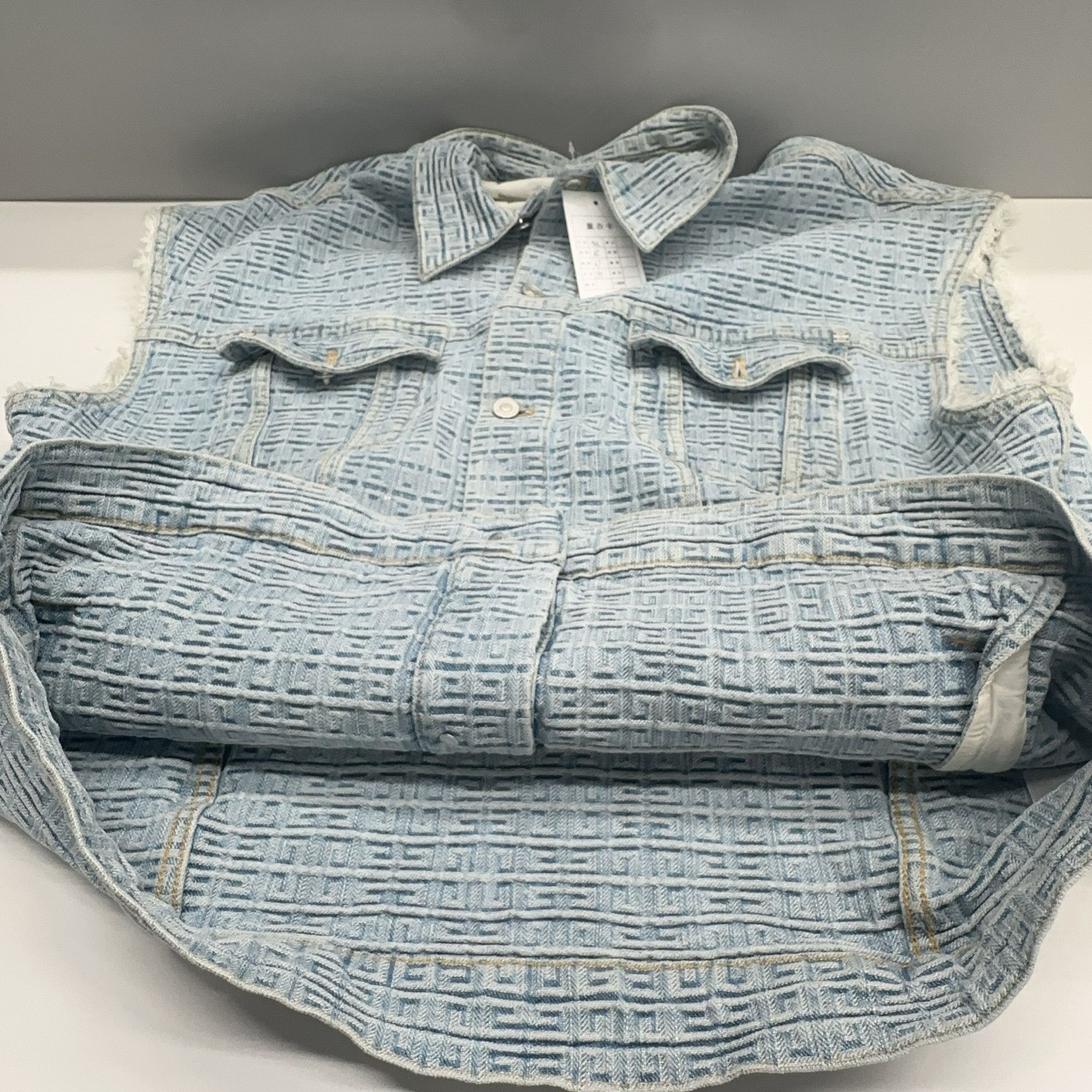 Givenchy Givenchy Logo Monogram Denim Vest Size XL Size US XL / EU 56 / 4 - 9 Thumbnail