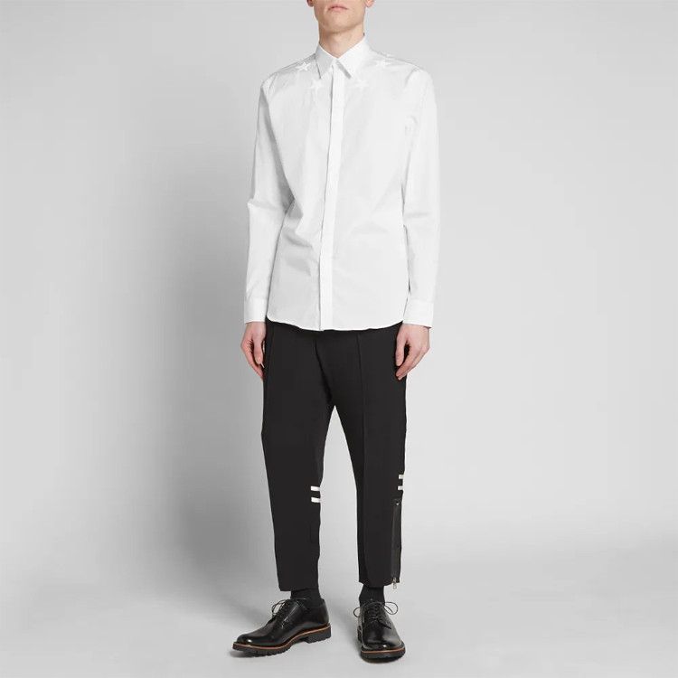 Givenchy Givenchy Star Embroidery Button Up Shirt Size 39 Size US M / EU 48-50 / 2 - 12 Thumbnail