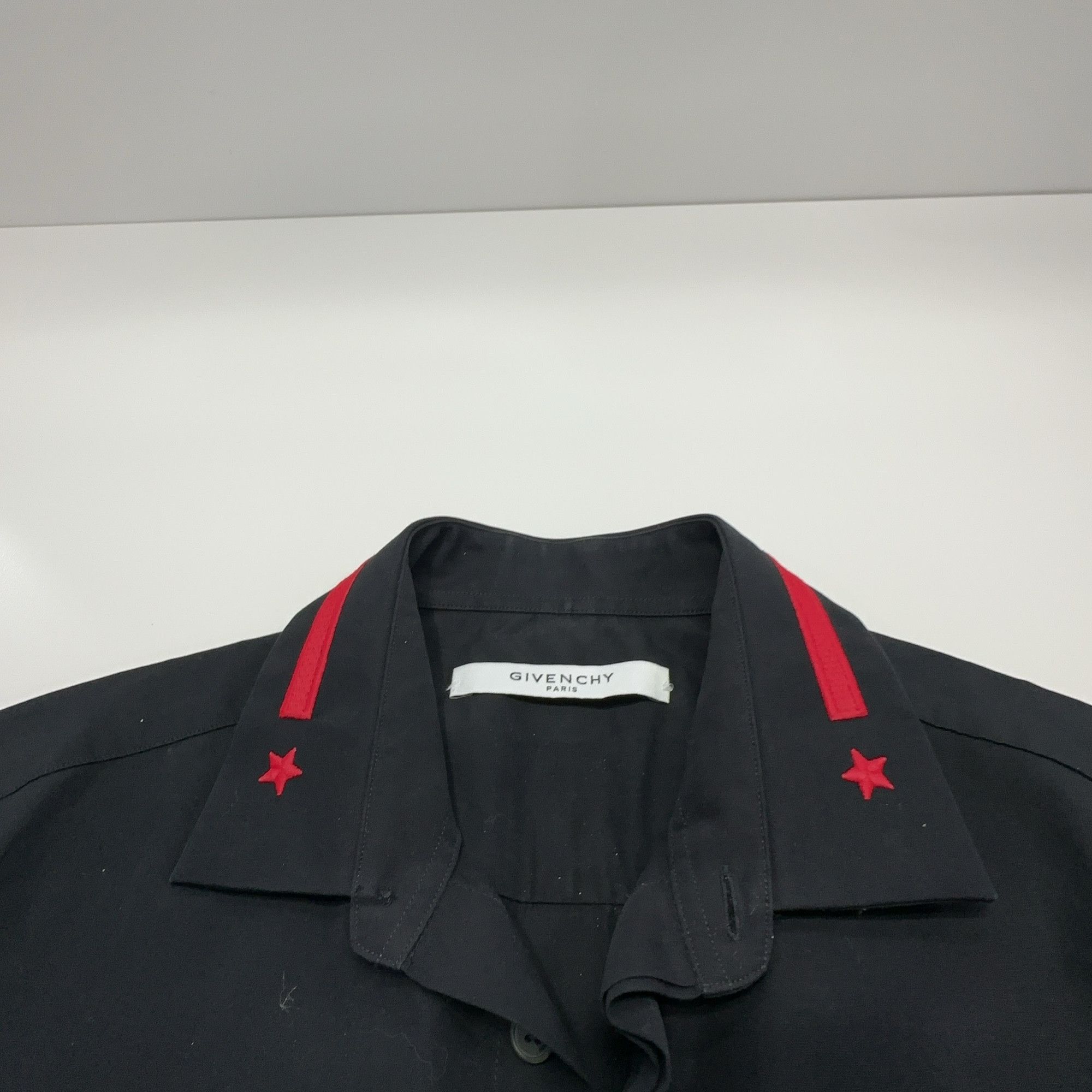 Givenchy Givenchy Red Star Stripe Button Up Shirt Size S Size US S / EU 44-46 / 1 - 5 Thumbnail