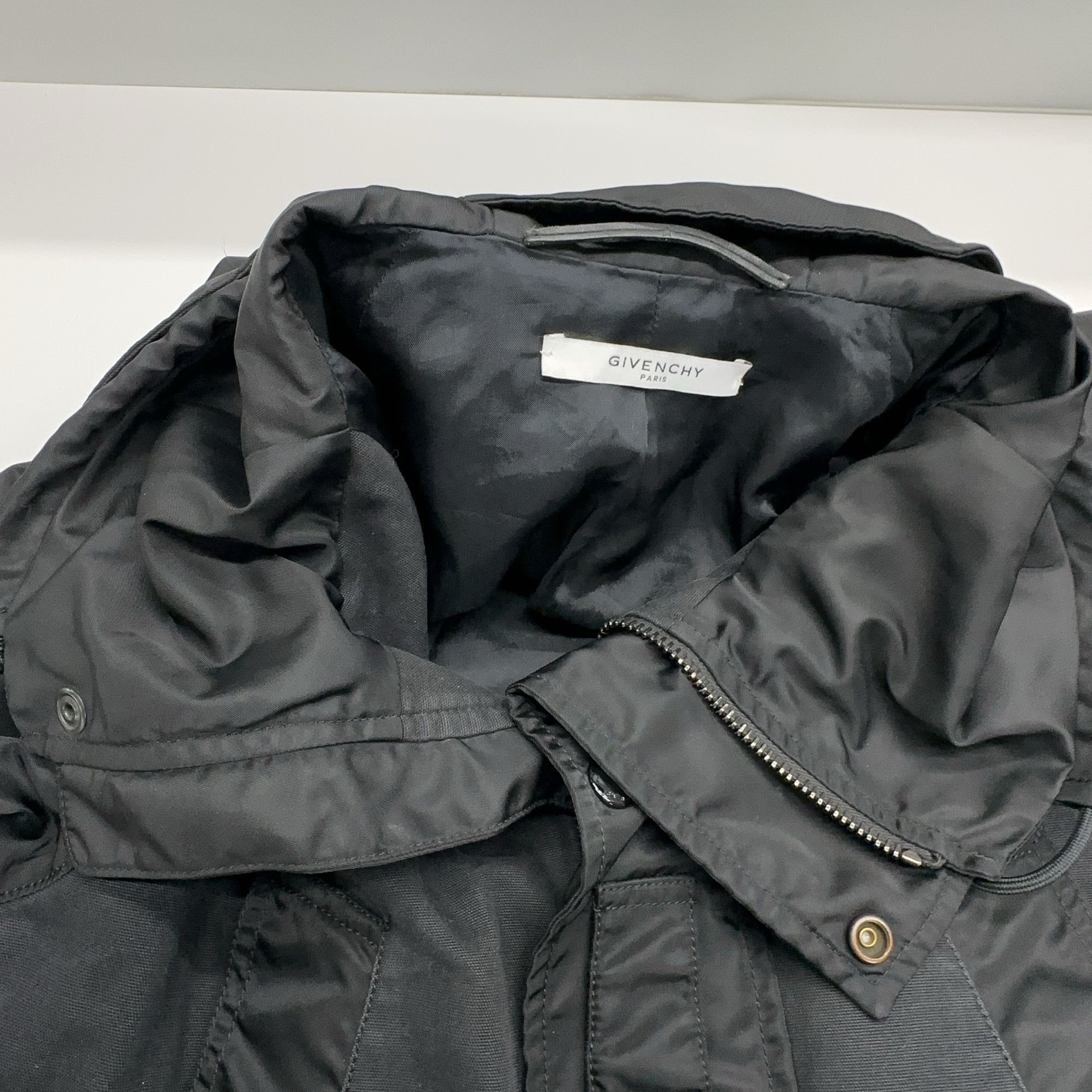 Givenchy Givenchy Hooded Light Jacket Size S Size US S / EU 44-46 / 1 - 7 Thumbnail