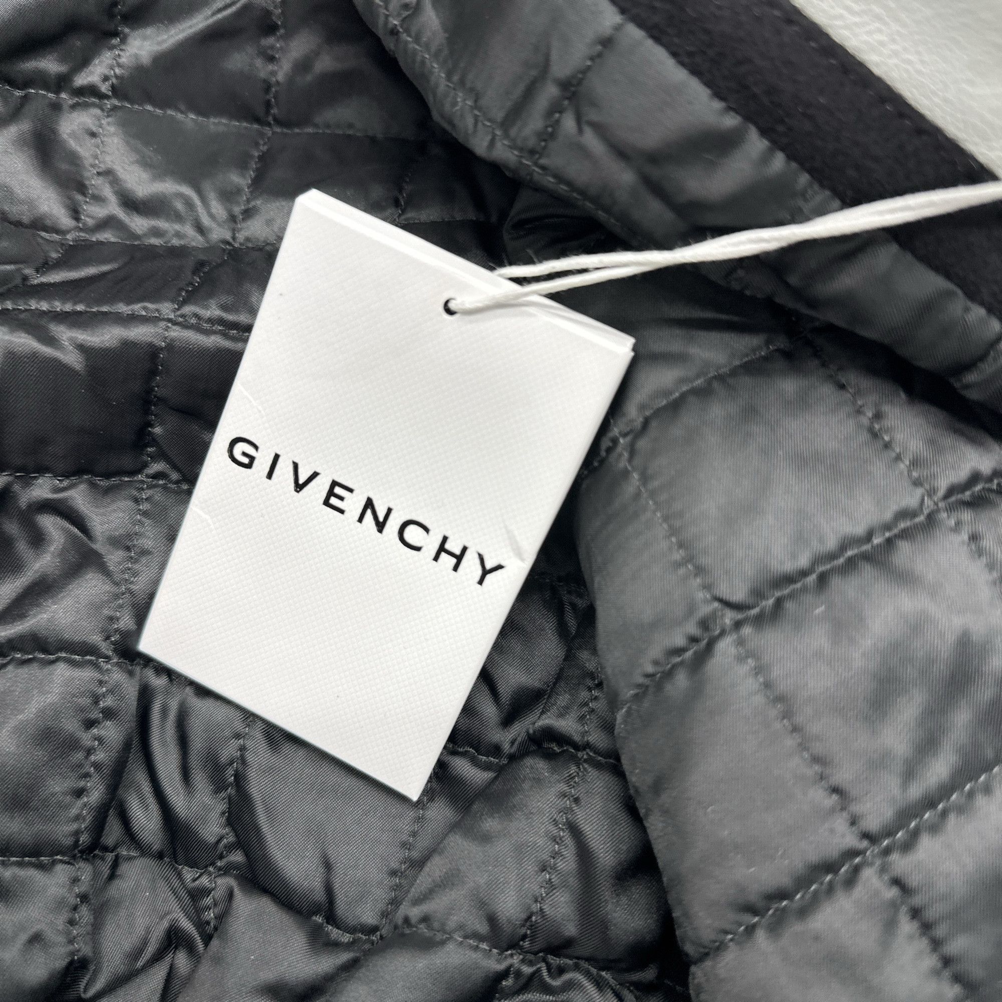 Givenchy Givenchy Logo Bomber Jacket Size 50 Size US M / EU 48-50 / 2 - 5 Thumbnail
