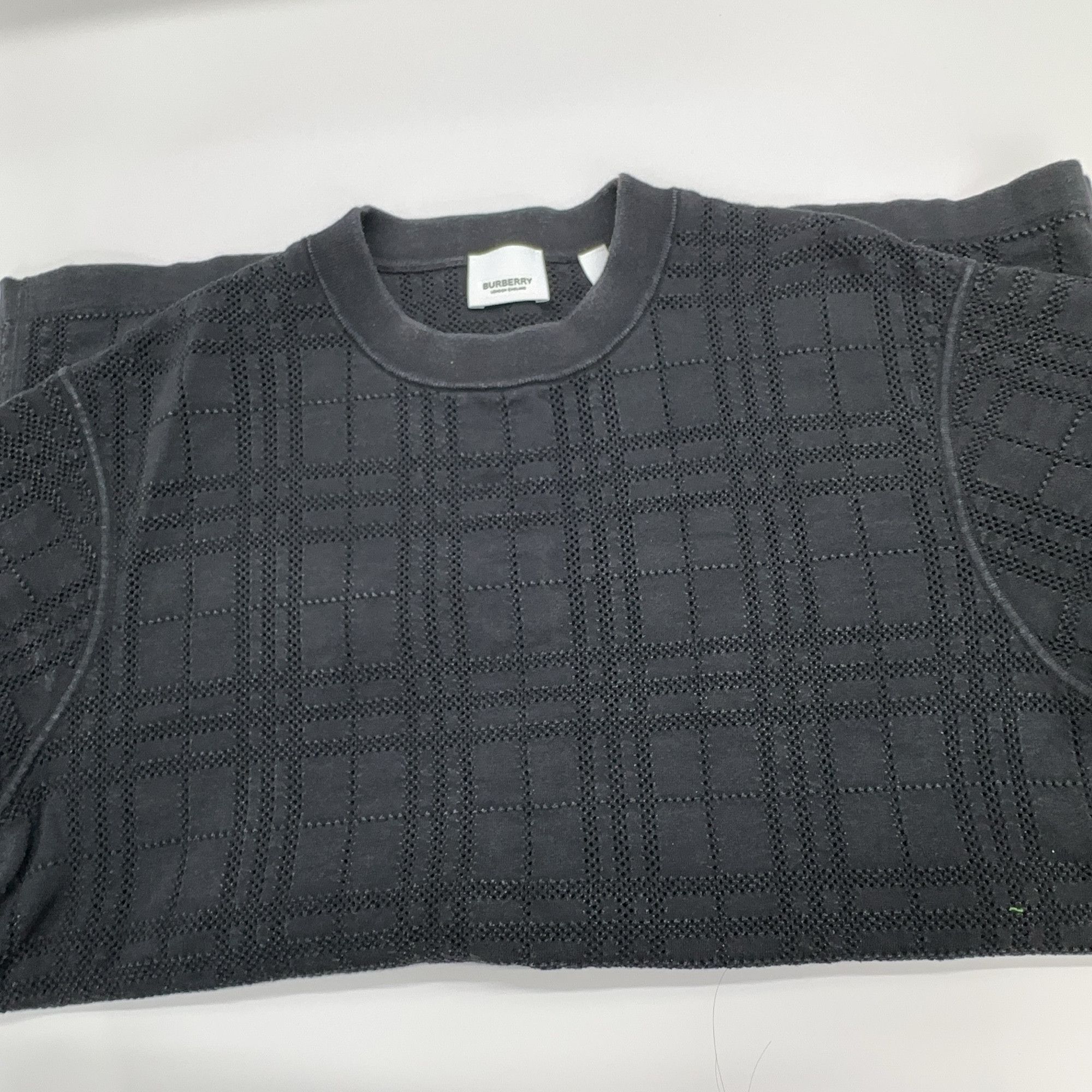 Burberry Burberry Textured Check Short Sleeve T-Shirt Size M Size US M / EU 48-50 / 2 - 6 Thumbnail