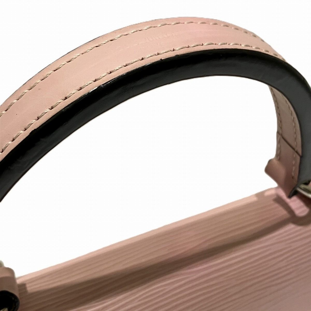 Louis Vuitton Louis Vuitton Louis Vuitton Cluny BB Epi Handbag Leather Handbag M41338 DUTY FREE for USA Size ONE SIZE - 8 Thumbnail