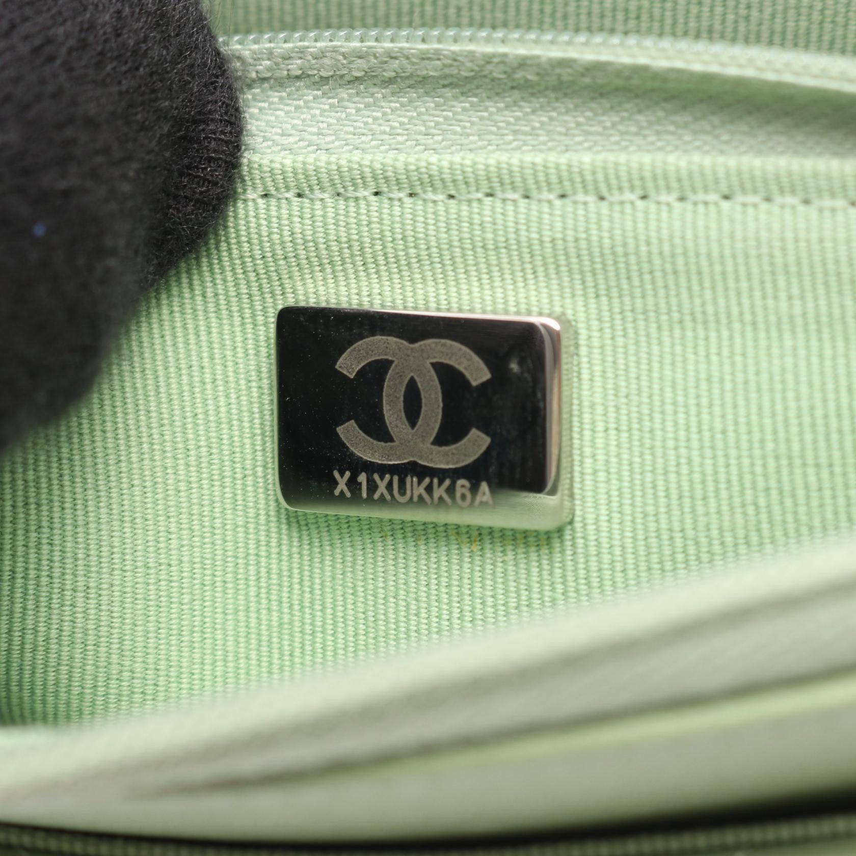 Chanel Chanel Chanel Matelasse Lambskin Shoulder Bag Leather Shoulder Bag DUTY FREE for USA Size ONE SIZE - 6 Thumbnail