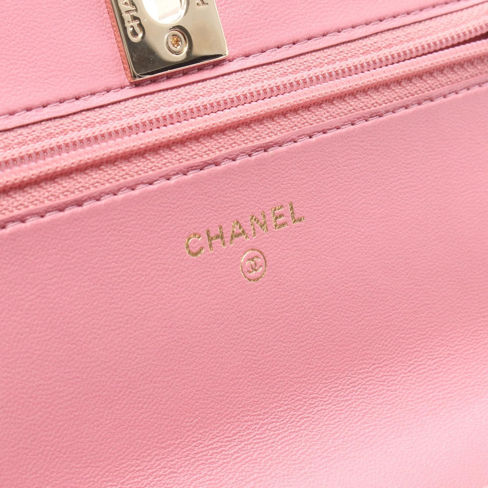 Chanel Chanel CHANEL Trendy CC Lambskin Shoulder Bag Leather Shoulder Bag A80982 DUTY FREE for USA Size ONE SIZE - 4 Thumbnail