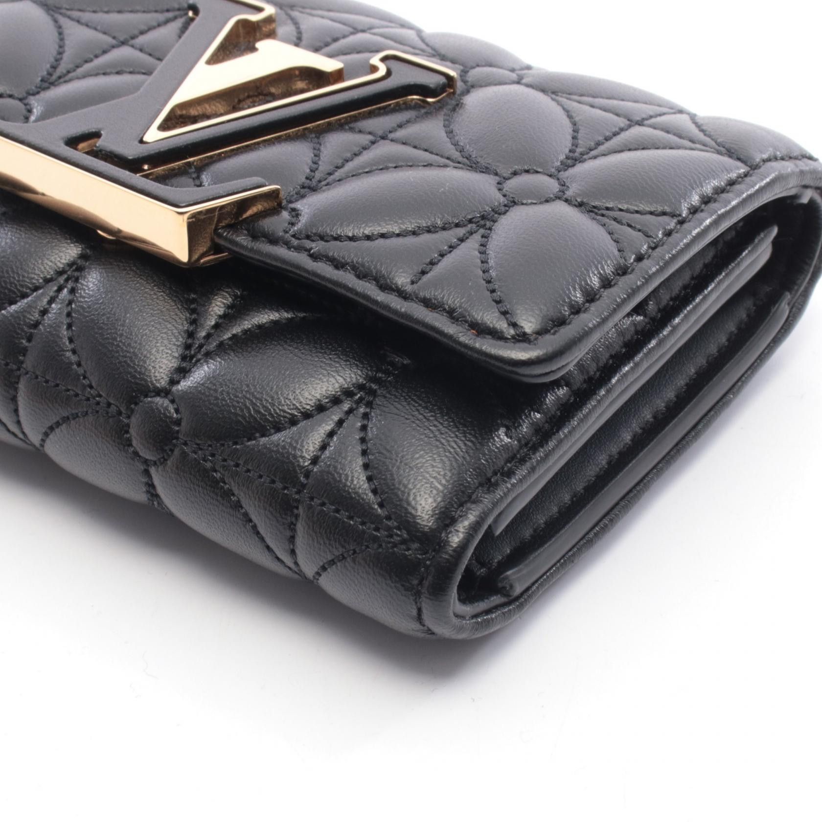 Louis Vuitton Louis Vuitton Louis Vuitton Portefeuille Capucines Compact Leather Wallet Leather Short Wallet M83666 DUTY FREE for USA Size ONE SIZE - 6 Thumbnail