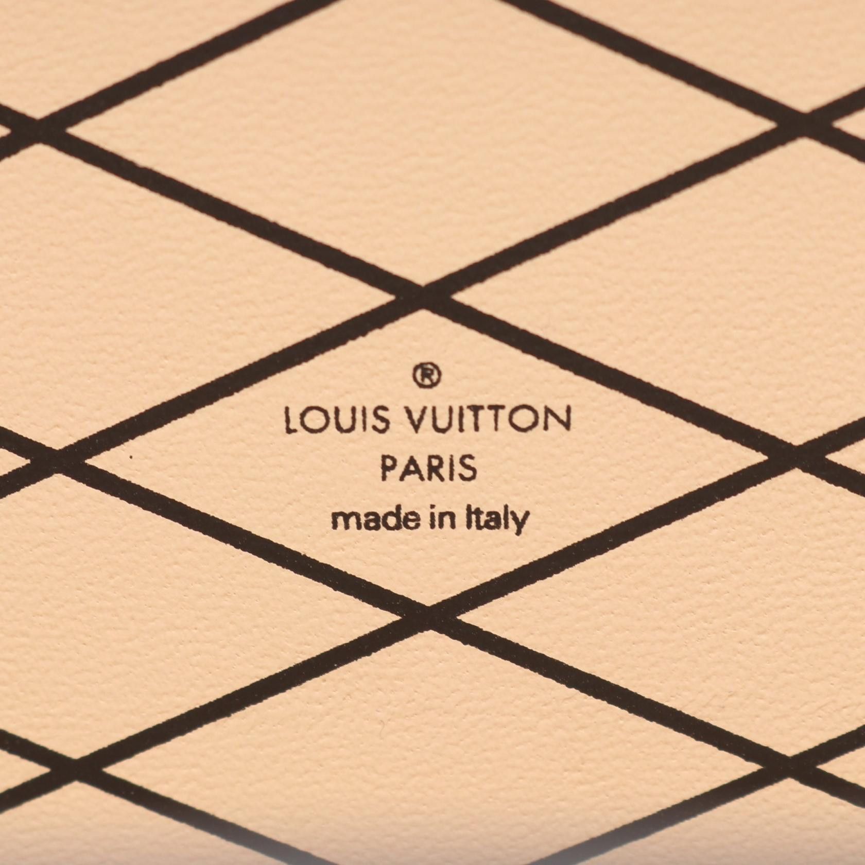 Louis Vuitton Louis Vuitton Louis Vuitton Petite Malle Monogram Vernis leather shoulder bag Leather Shoulder Bag M54180 DUTY FREE for USA Size ONE SIZE - 4 Thumbnail