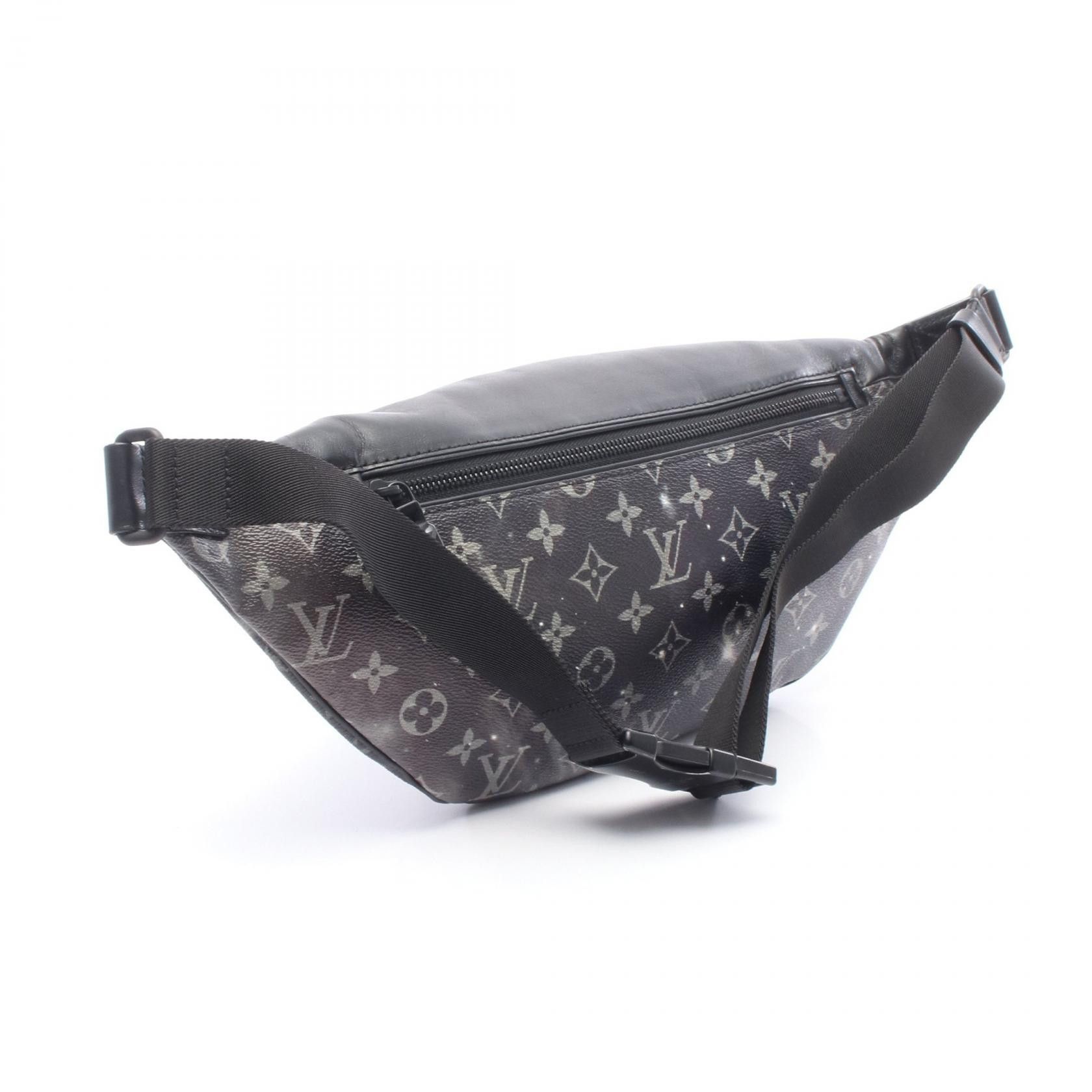 Louis Vuitton Louis Vuitton Louis Vuitton Discovery Monogram Galaxy Waist Bag Textile Belt Bag M44444 DUTY FREE for USA Size ONE SIZE - 2 Thumbnail