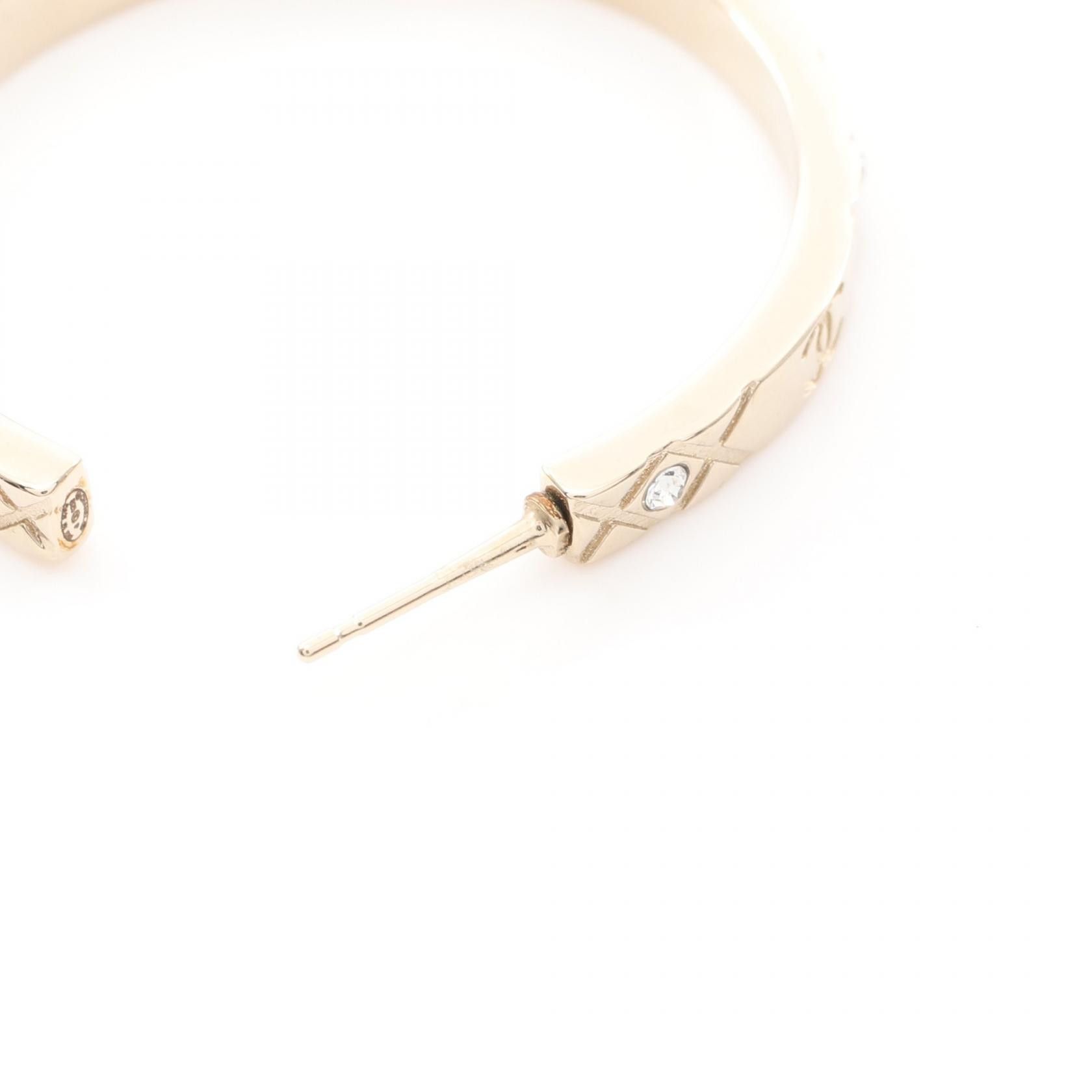 Chanel Chanel Chanel Coco Mark Hoop Earrings Metal Earrings DUTY FREE for USA Size ONE SIZE - 7 Thumbnail