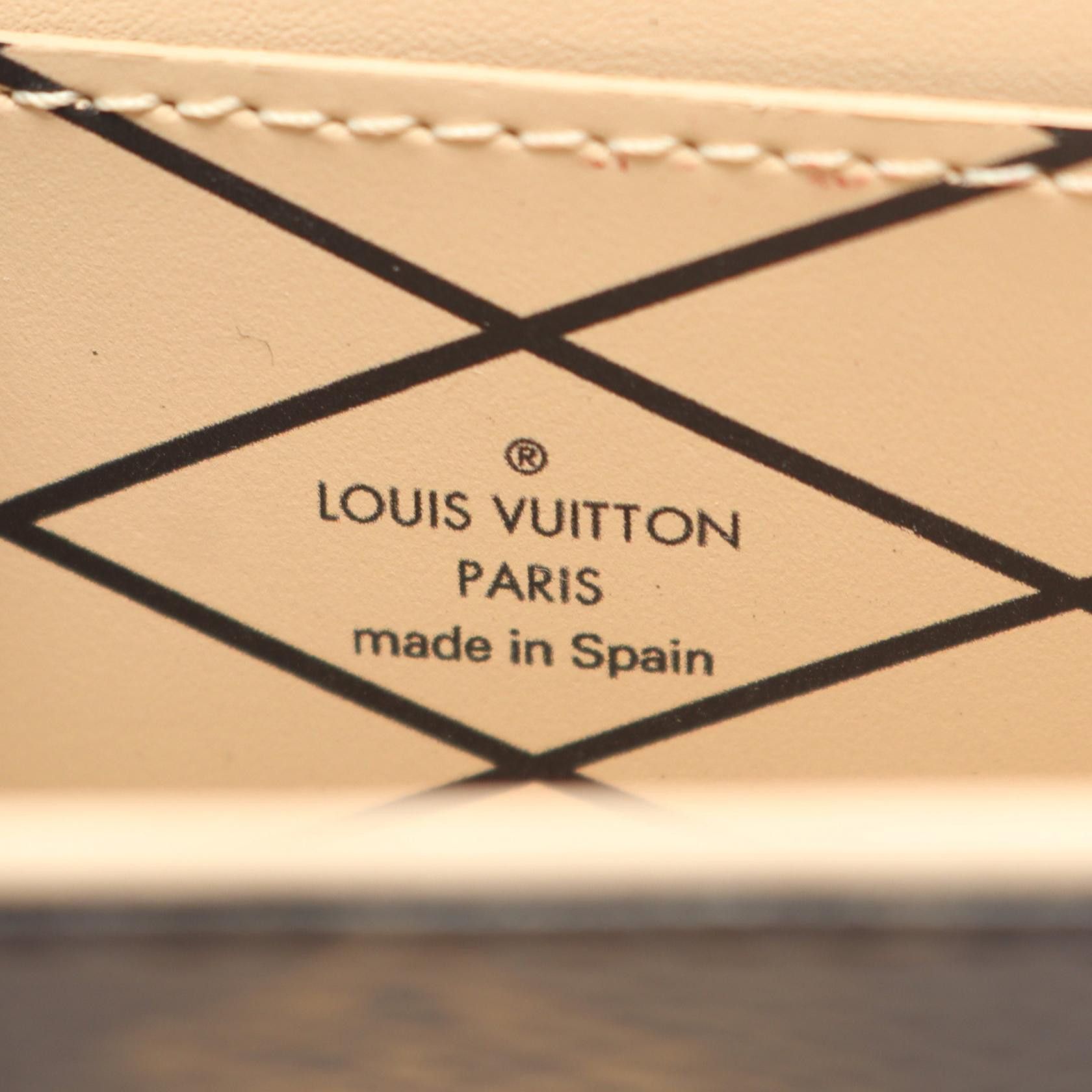 Louis Vuitton Louis Vuitton Louis Vuitton Essential Trunk Monogram Shoulder Bag Textile Shoulder Bag M68566 DUTY FREE for USA Size ONE SIZE - 4 Thumbnail