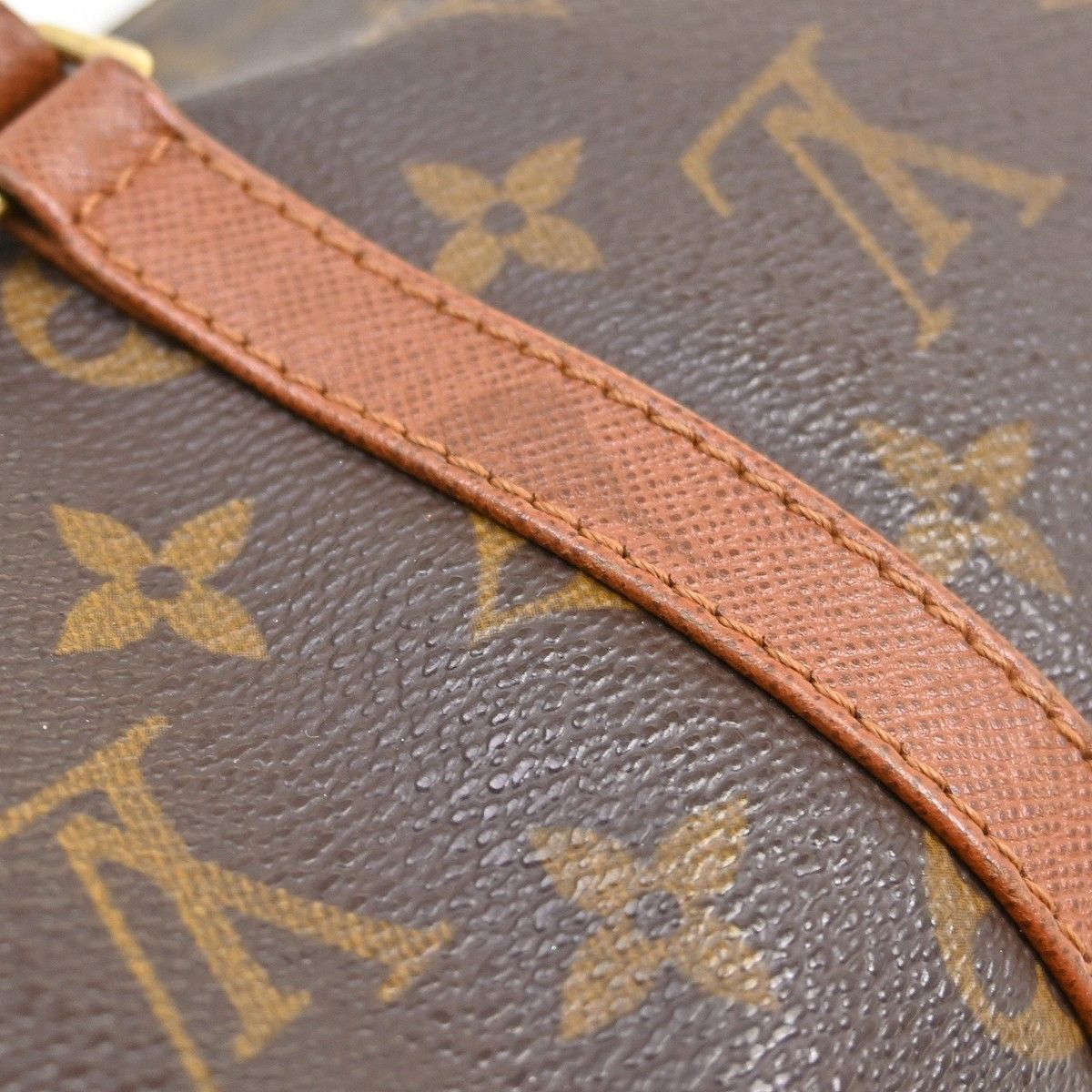 Louis Vuitton Louis Vuitton Papillon Handbag Monogram Canvas Size ONE SIZE - 13 Thumbnail