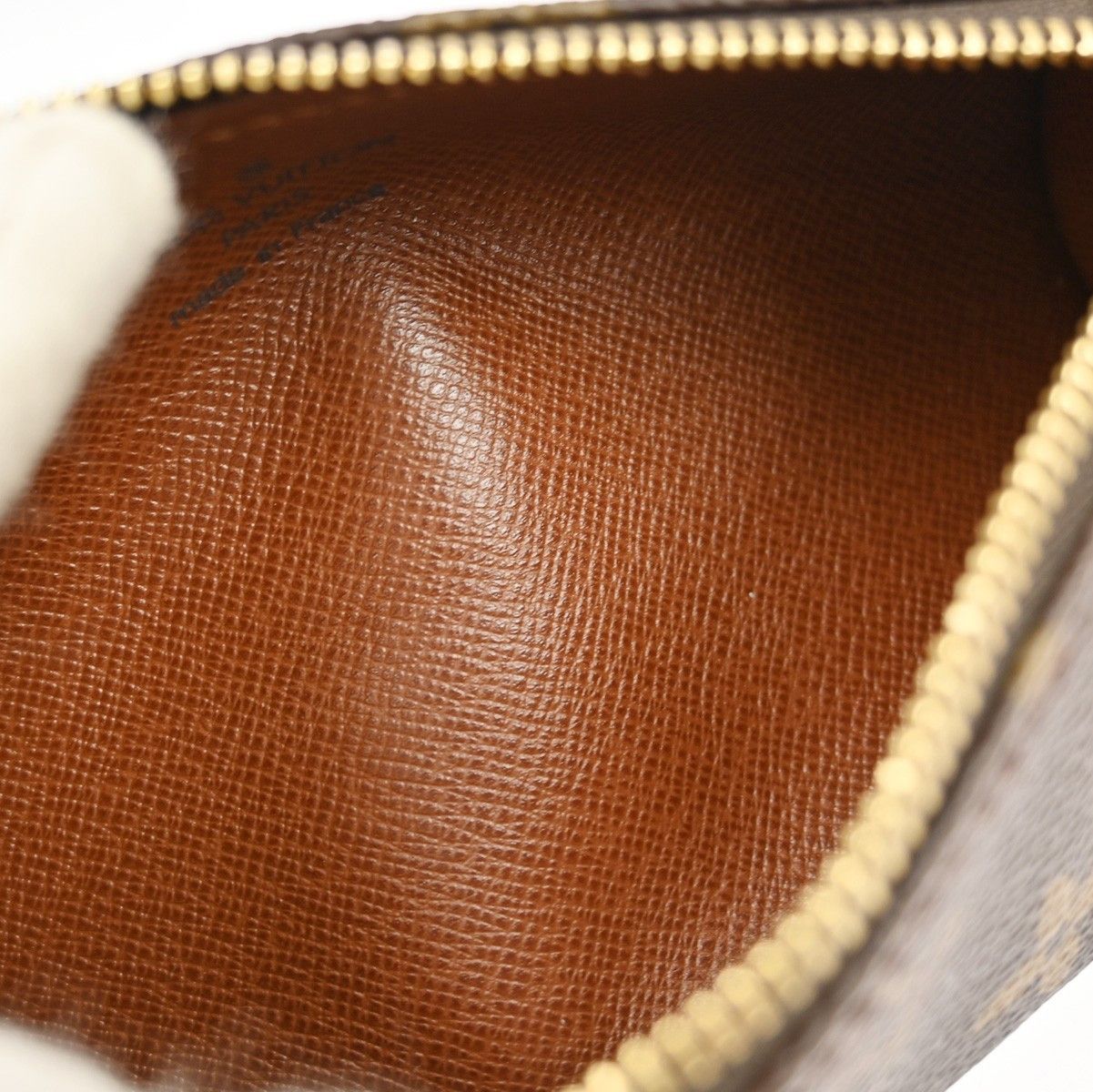 Louis Vuitton Louis Vuitton Papillon Pochette Monogram Canvas Size ONE SIZE - 3 Thumbnail