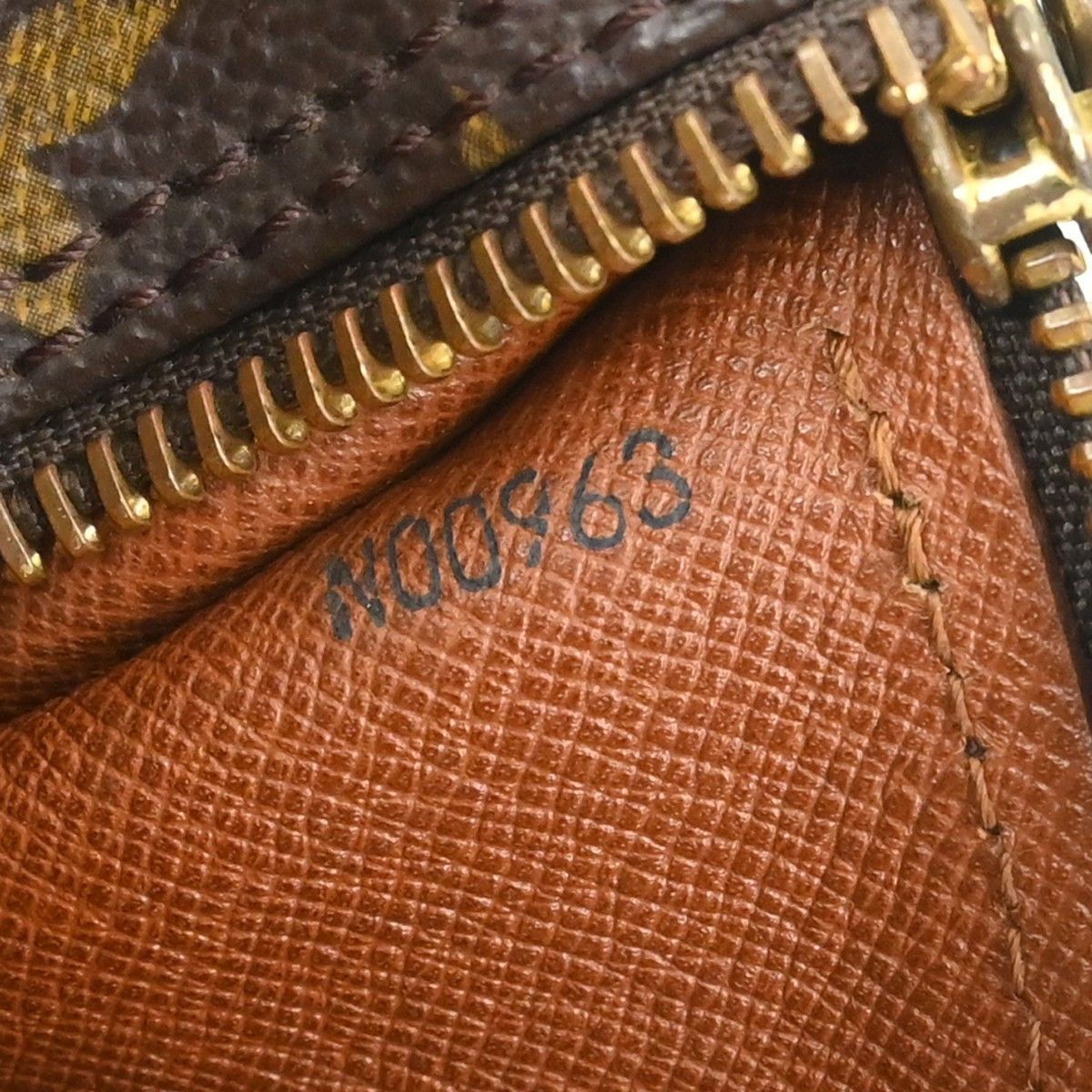 Louis Vuitton Louis Vuitton Papillon Handbag Monogram Canvas Size ONE SIZE - 5 Thumbnail