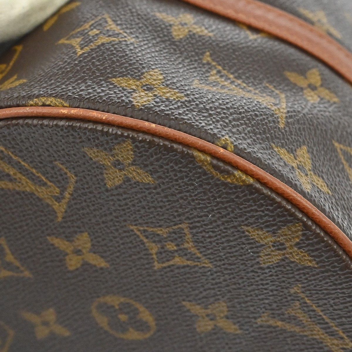 Louis Vuitton Louis Vuitton Papillon Handbag Monogram Canvas Size ONE SIZE - 9 Thumbnail