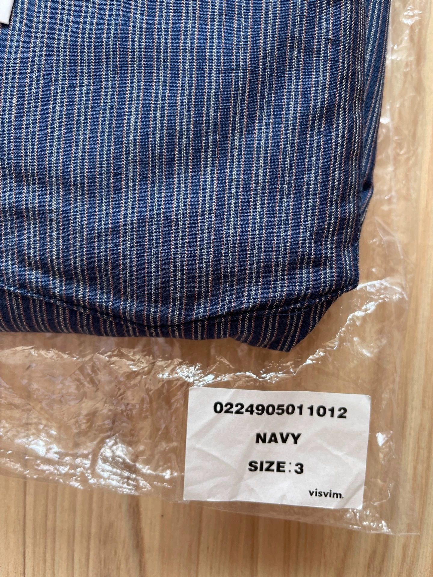 Visvim Lightweight Down Shirt in Blue Size US L / EU 52-54 / 3 - 8 Thumbnail
