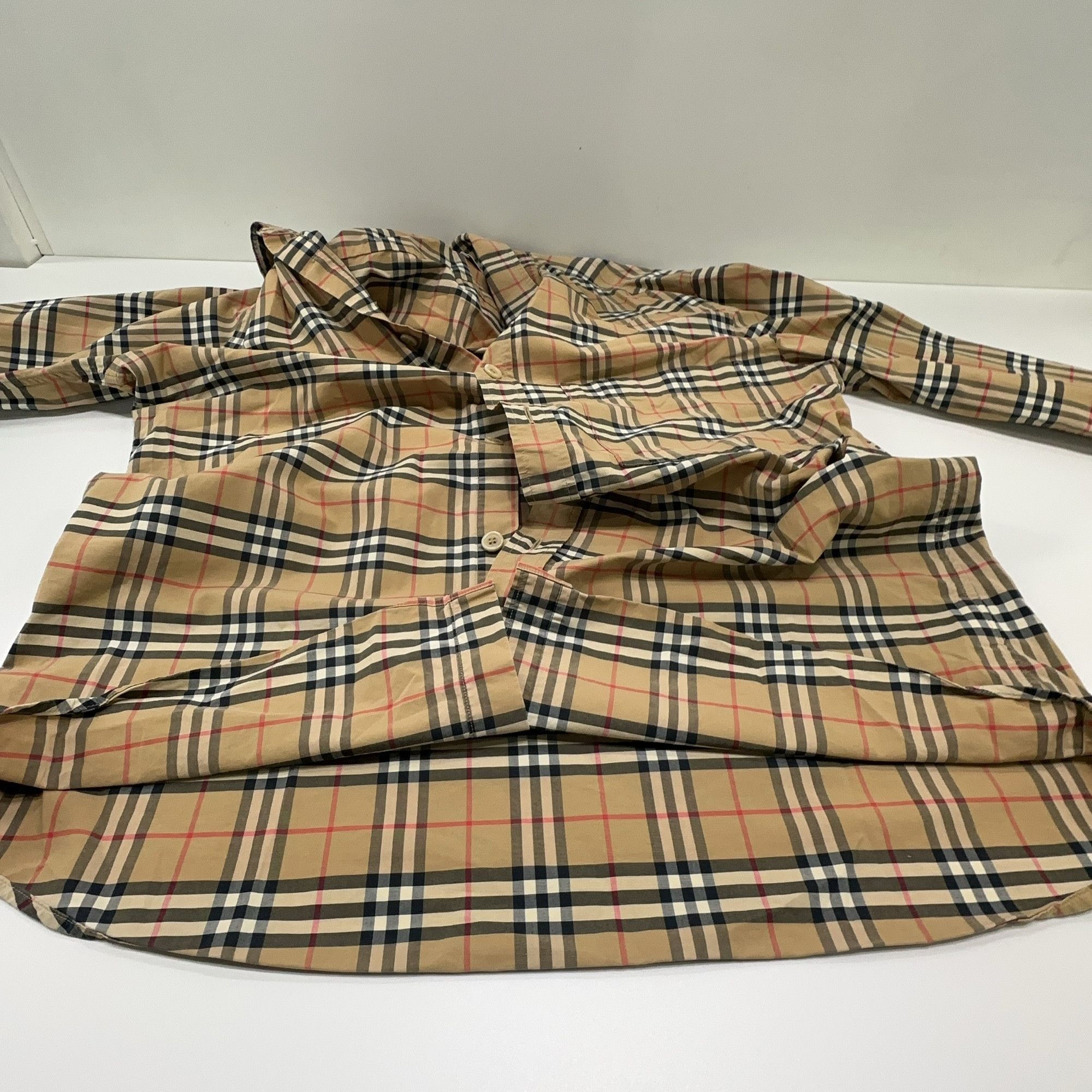 Burberry Burberry Check Button Up Shirt Size M Size US M / EU 48-50 / 2 - 5 Thumbnail