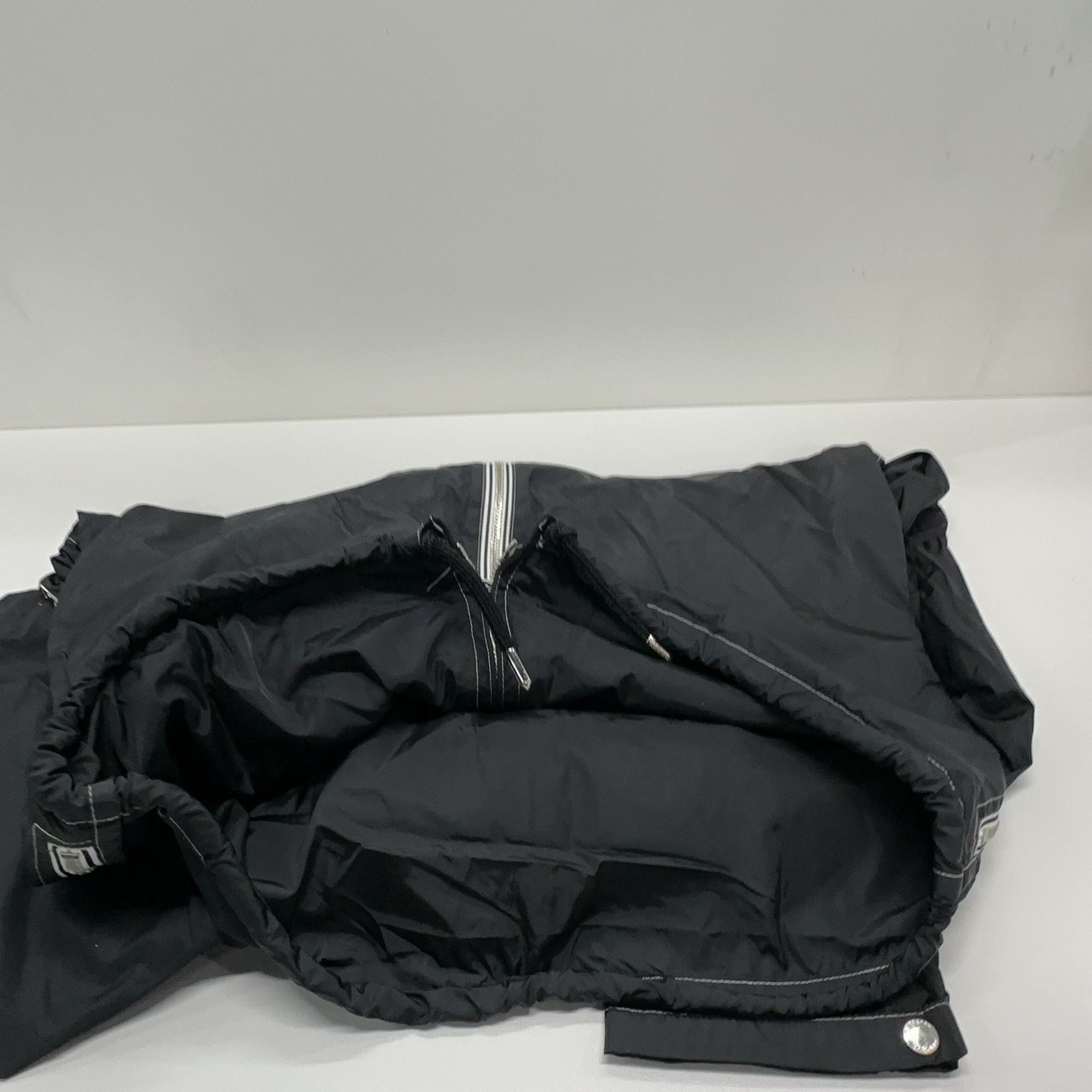 Burberry Burberry Logo Patch Hooded Light Jacket Size S Size US S / EU 44-46 / 1 - 11 Thumbnail