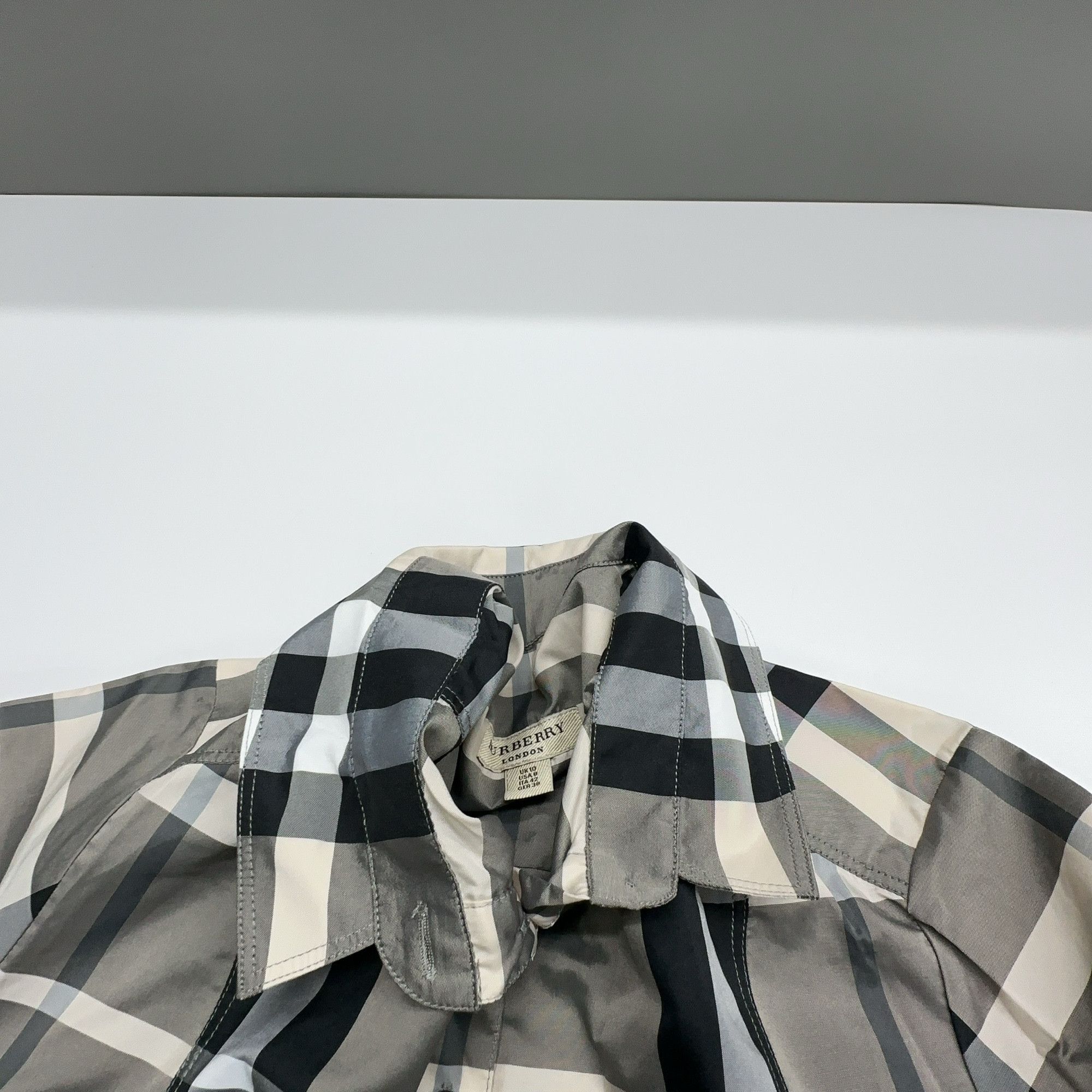 Burberry Burberry Check Button Up Shirt Size IT 42 Size M / US 6-8 / IT 42-44 - 6 Thumbnail
