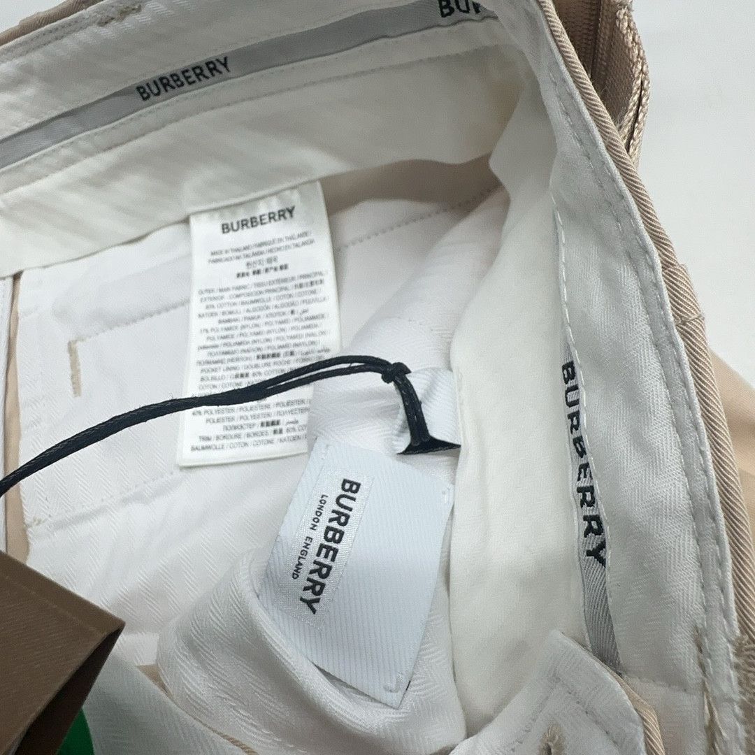 Burberry Burberry Logo Patch Cargo Shorts Size 34 Size US 28 / EU 44 - 4 Thumbnail