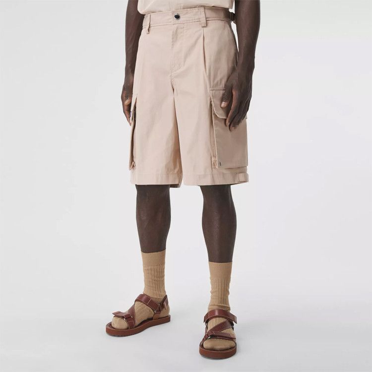 Burberry Burberry Logo Patch Cargo Shorts Size 34 Size US 28 / EU 44 - 11 Thumbnail
