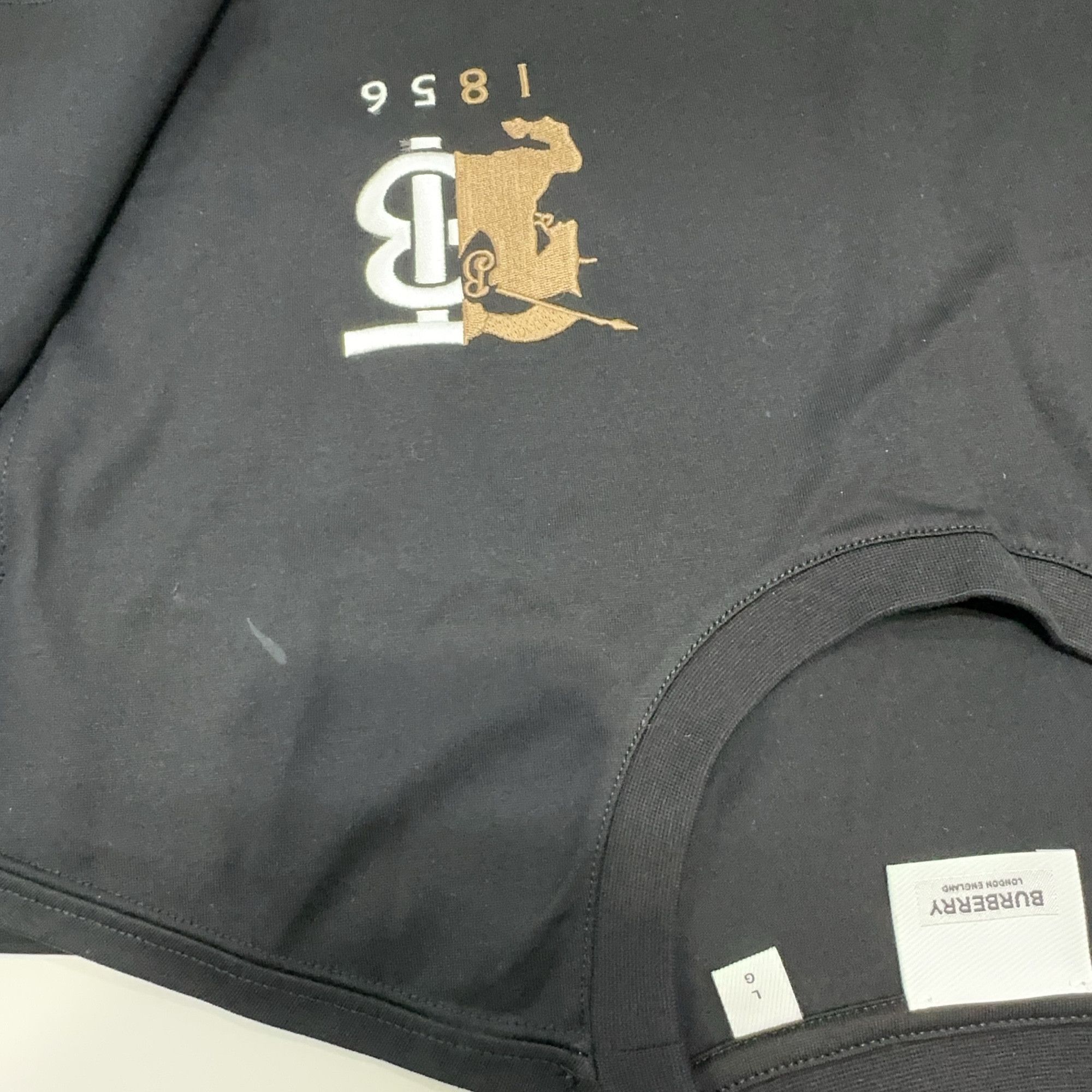 Burberry Burberry Equestrian Knight Logo T-Shirt Size L Size US L / EU 52-54 / 3 - 6 Thumbnail