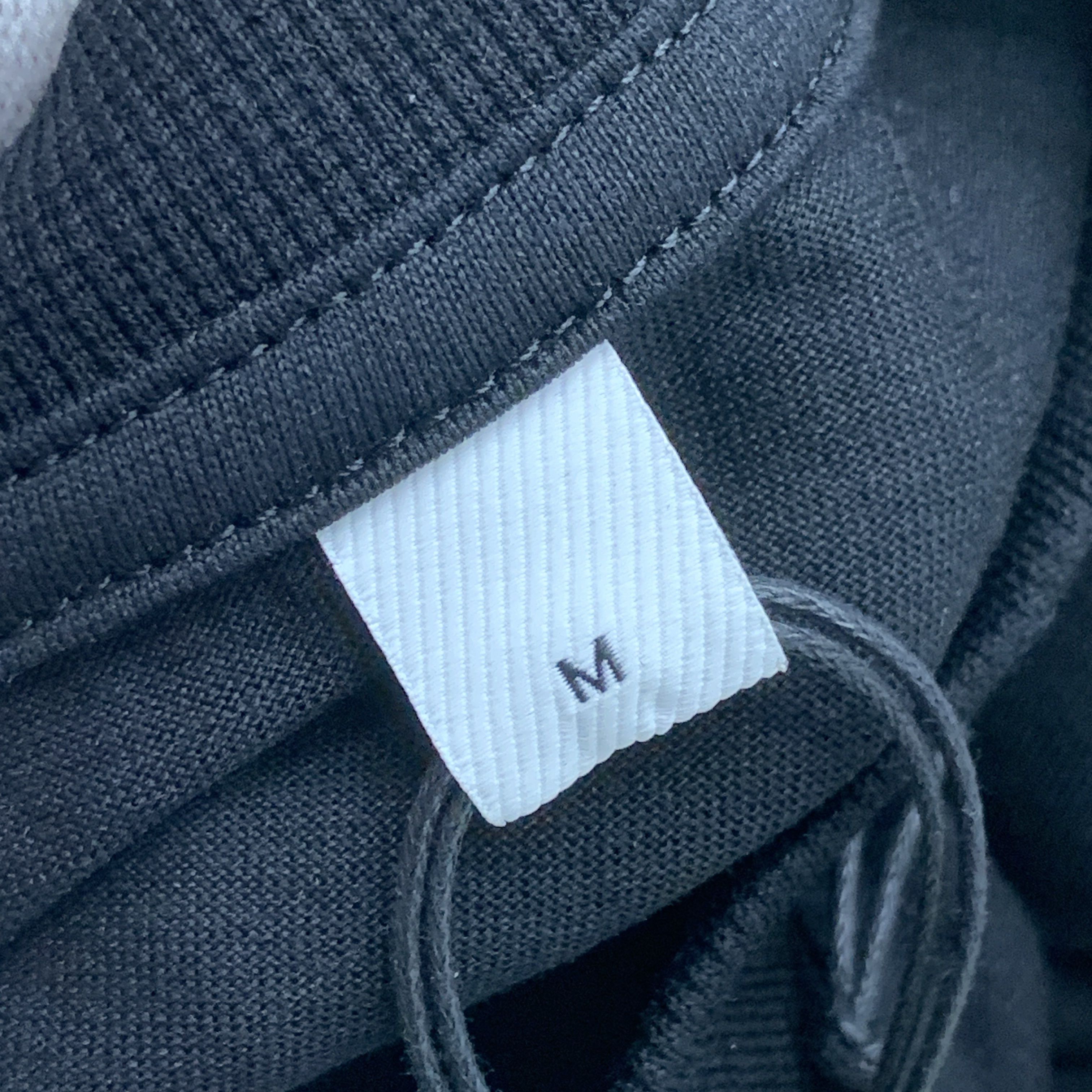 Burberry Burberry TB Logo T-Shirt Black Size M Size US M / EU 48-50 / 2 - 3 Thumbnail