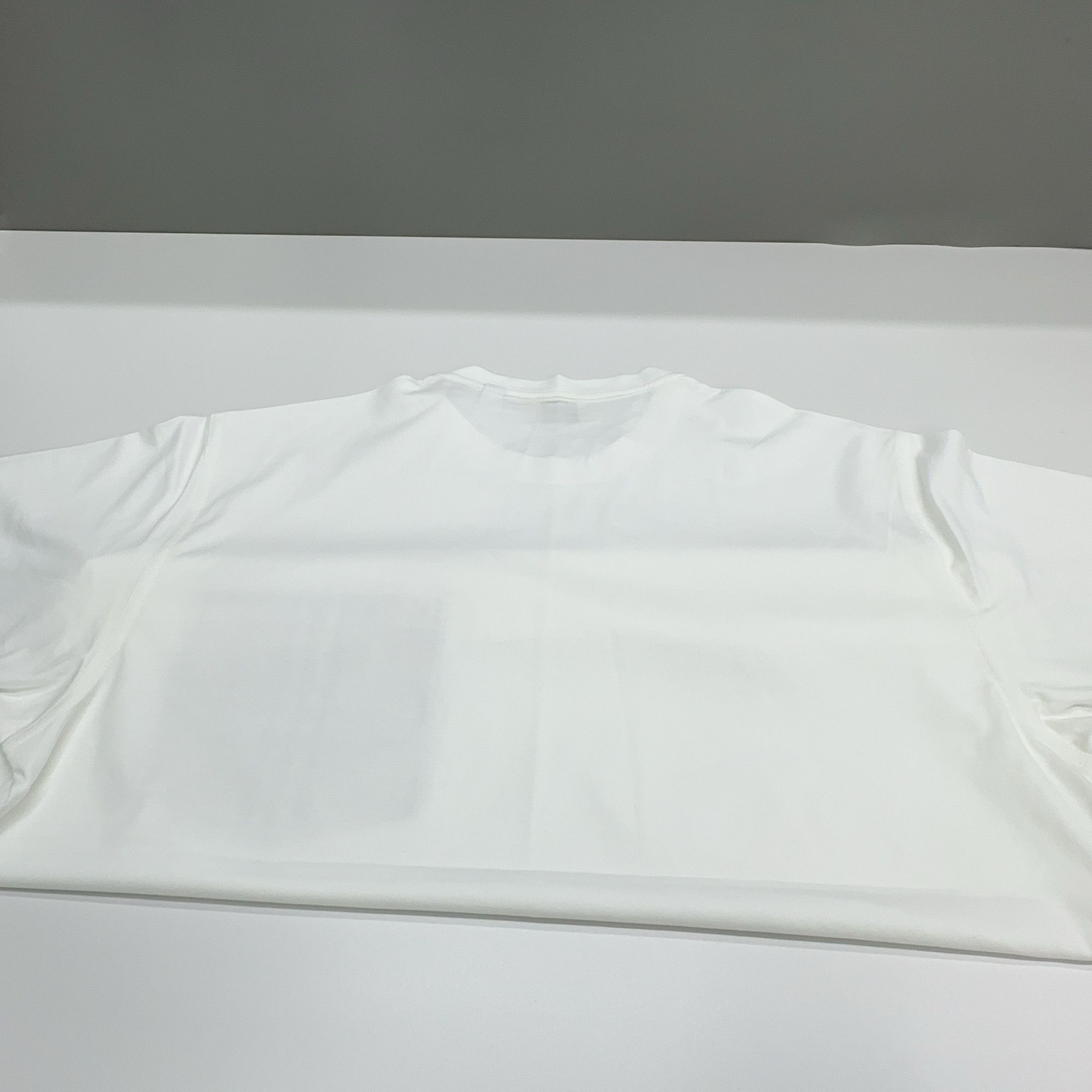 Burberry Burberry Check Pocket Short Sleeve T-Shirt Size L Size L / US 10 / IT 46 - 8 Thumbnail