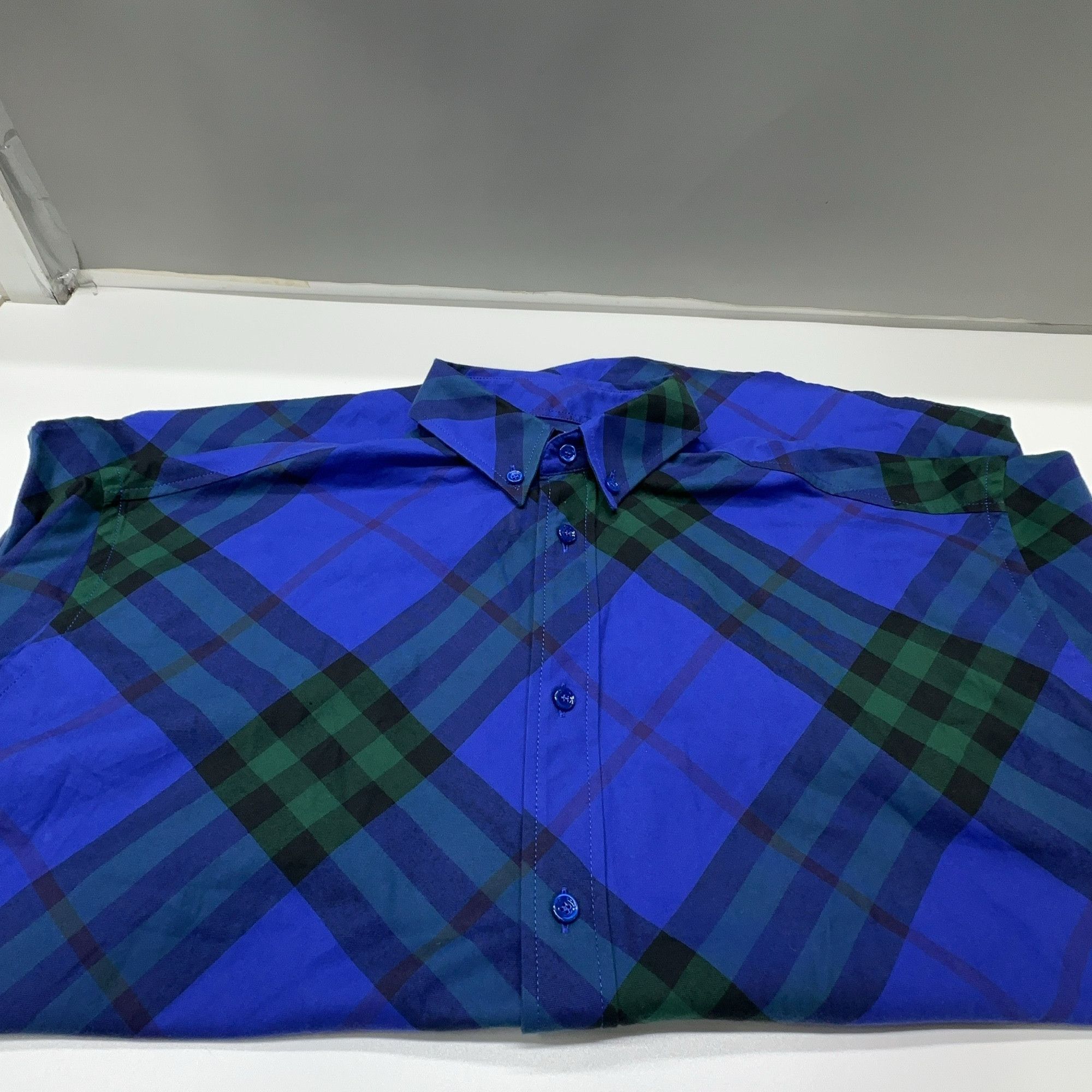 Burberry Burberry Blue Plaid Button Up Shirt Size L Size US L / EU 52-54 / 3 - 5 Thumbnail