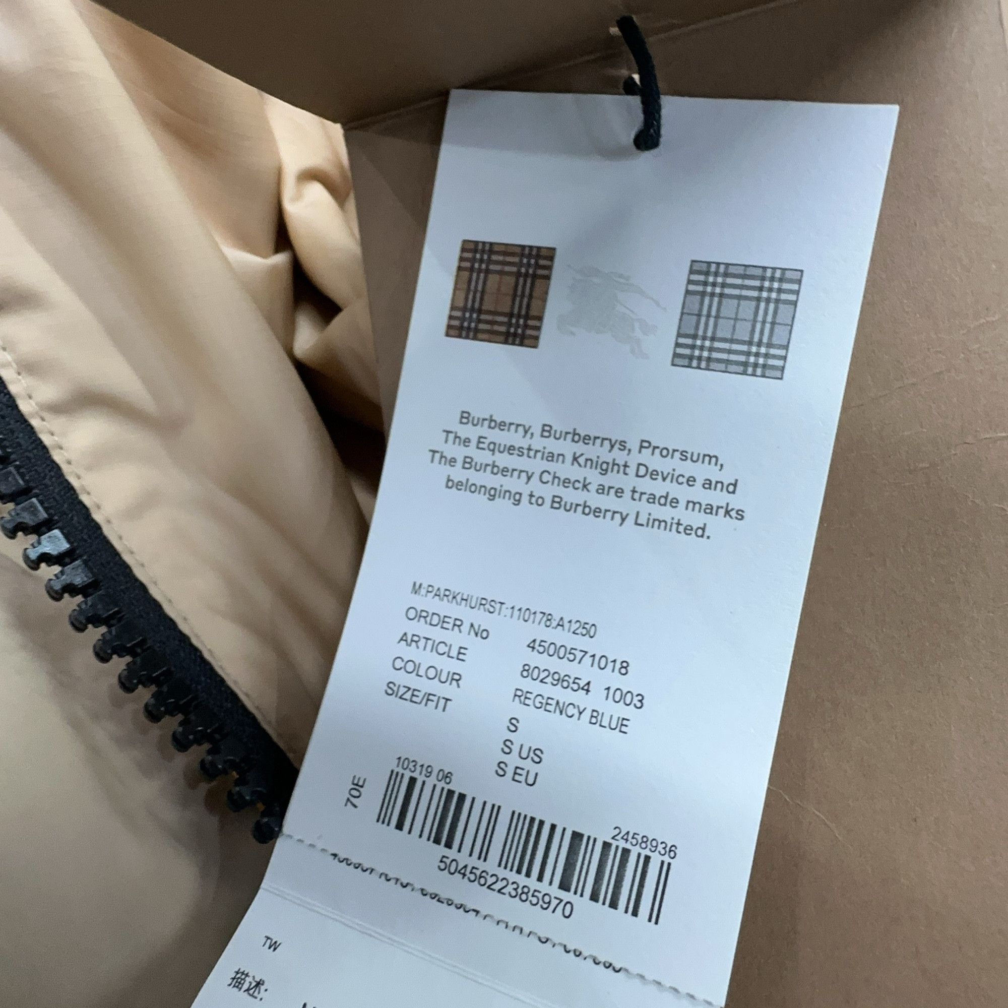 Burberry Burberry Colorblock Globe Logo Jacket Size S Size US S / EU 44-46 / 1 - 5 Thumbnail